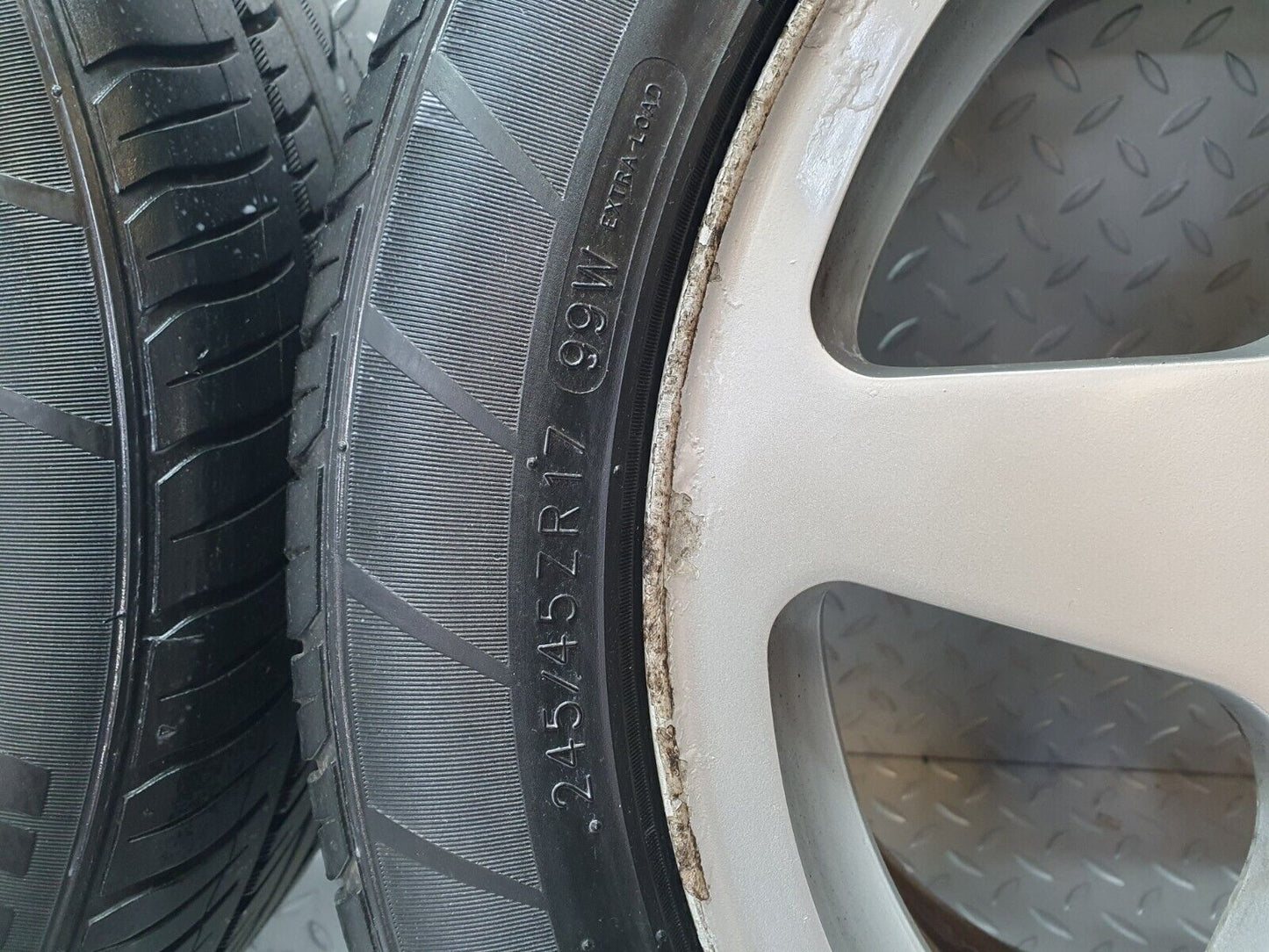 42632 Mercedes-Benz R129 320SL Alloy Wheel Set 8 1/4Jx17H2 ET34 1244011702