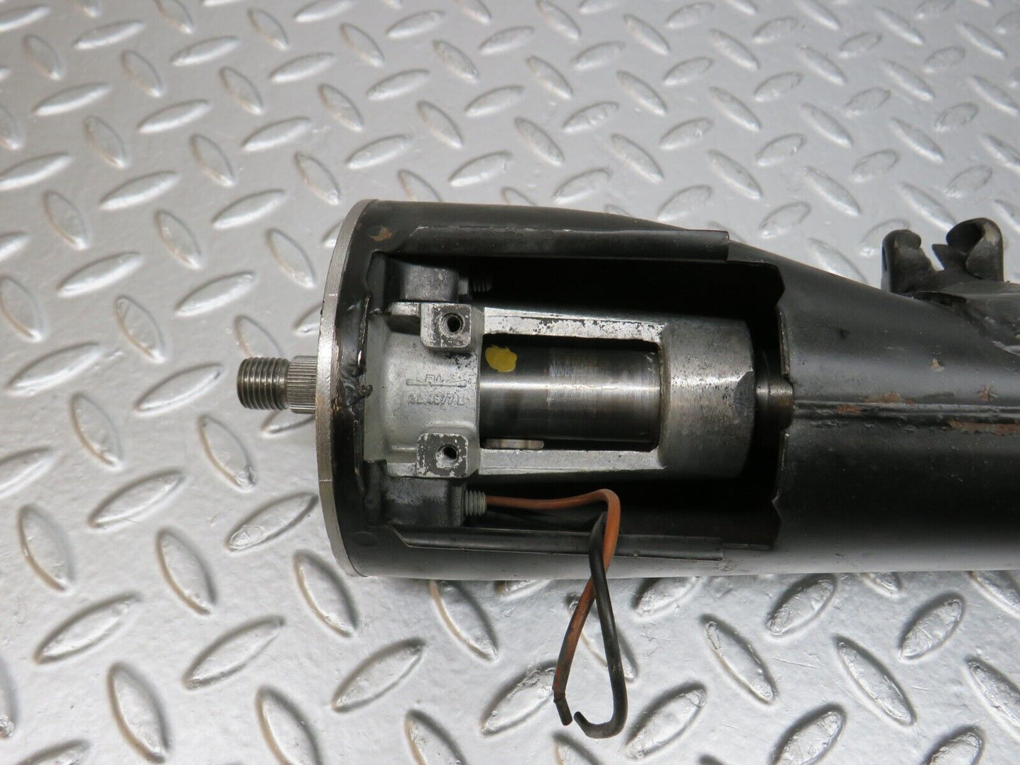 0055 Mercedes-Benz W116 350SE Steering Column