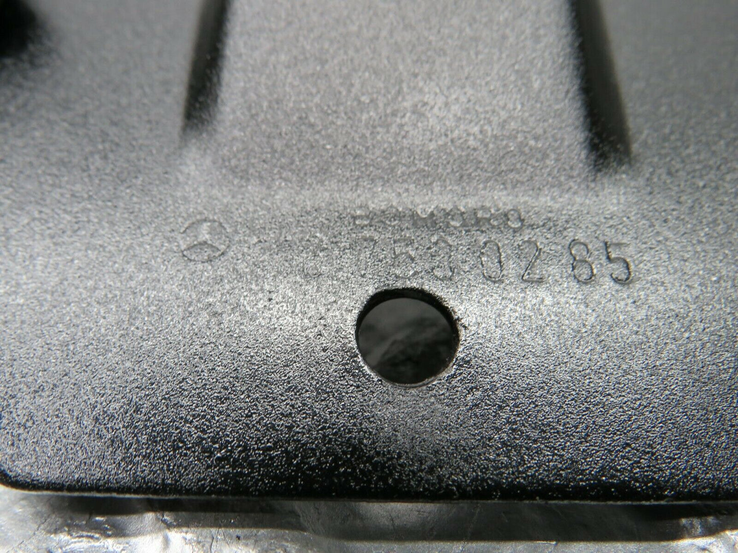 22910 Mercedes-Benz C107 450SLC Coupe Trunk Boot Lock Latch 1137500285