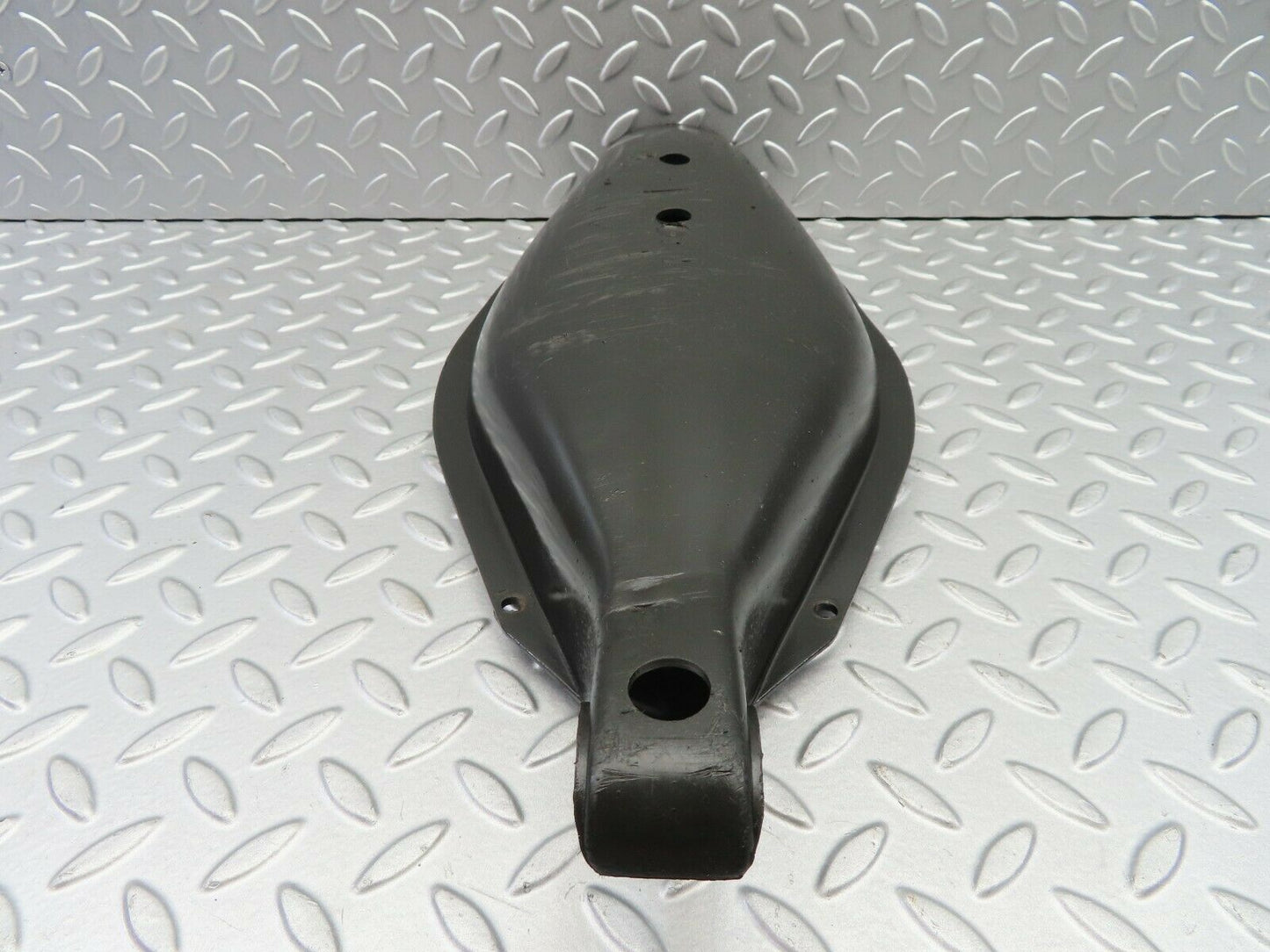 6717 Mercedes-Benz S124 E220 Wagon Rear Control Arm Cover  1243520188