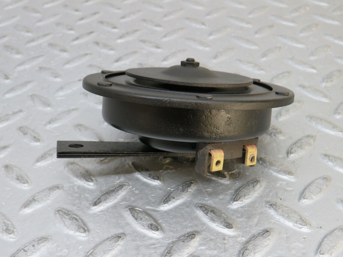 37357 Mercedes-Benz W109 300SEL Horn Bosch IGM3572KA