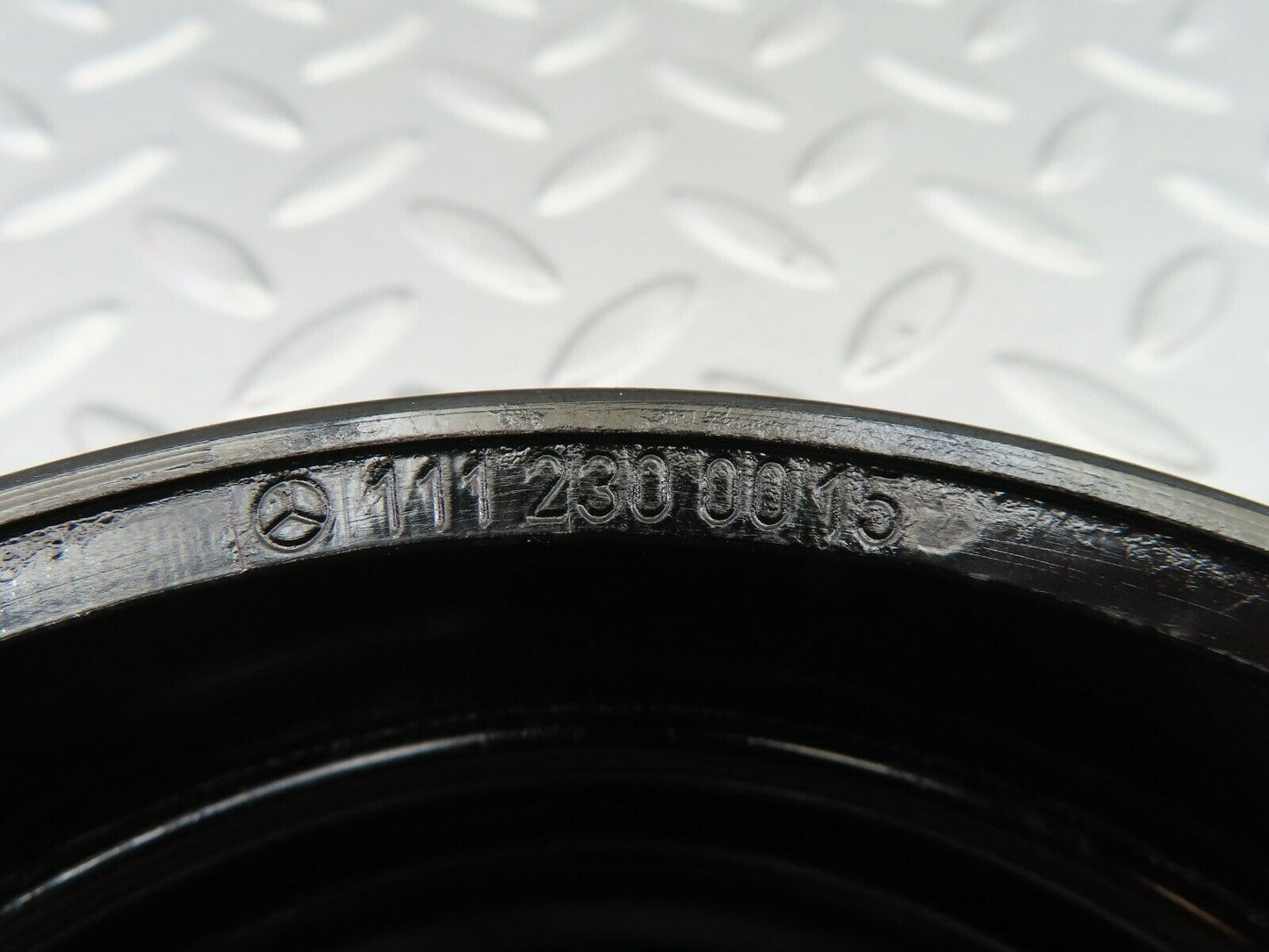 6802 Mercedes-Benz S124 E220 Wagon Power Steering Pump Pulley 1112300015