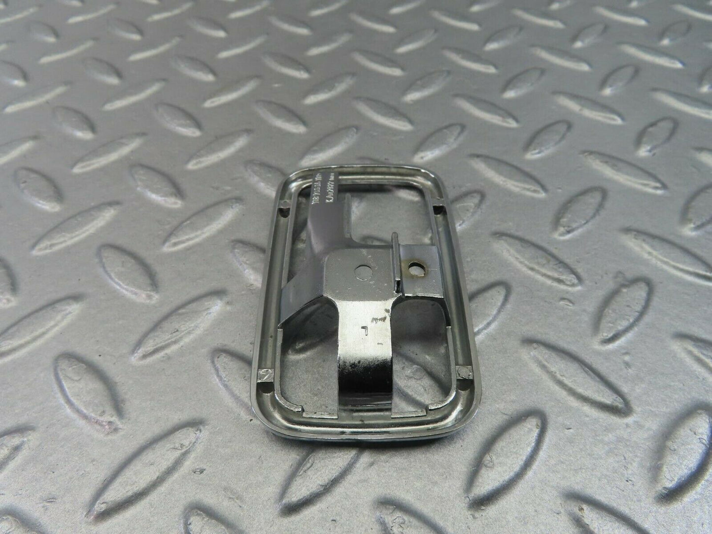 8881 Mercedes-Benz W108 Chrome Frame For Door Opener Left 1087660511