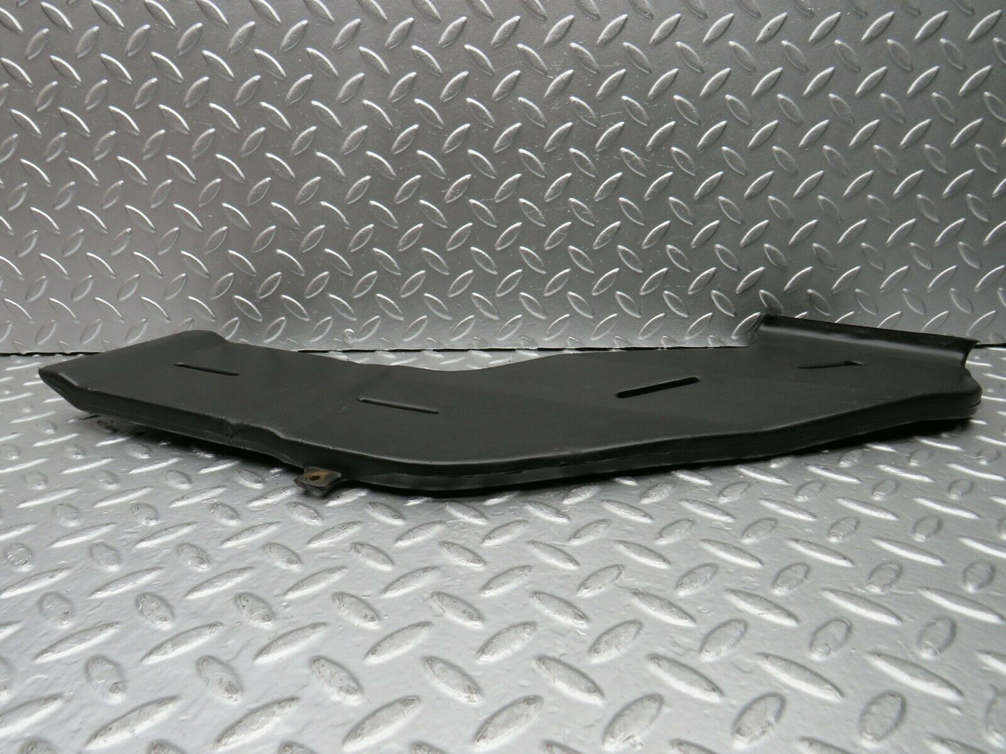 22689 Mercedes-Benz C107 450SLC Coupe Air Duct Vent Right Side 1078310446