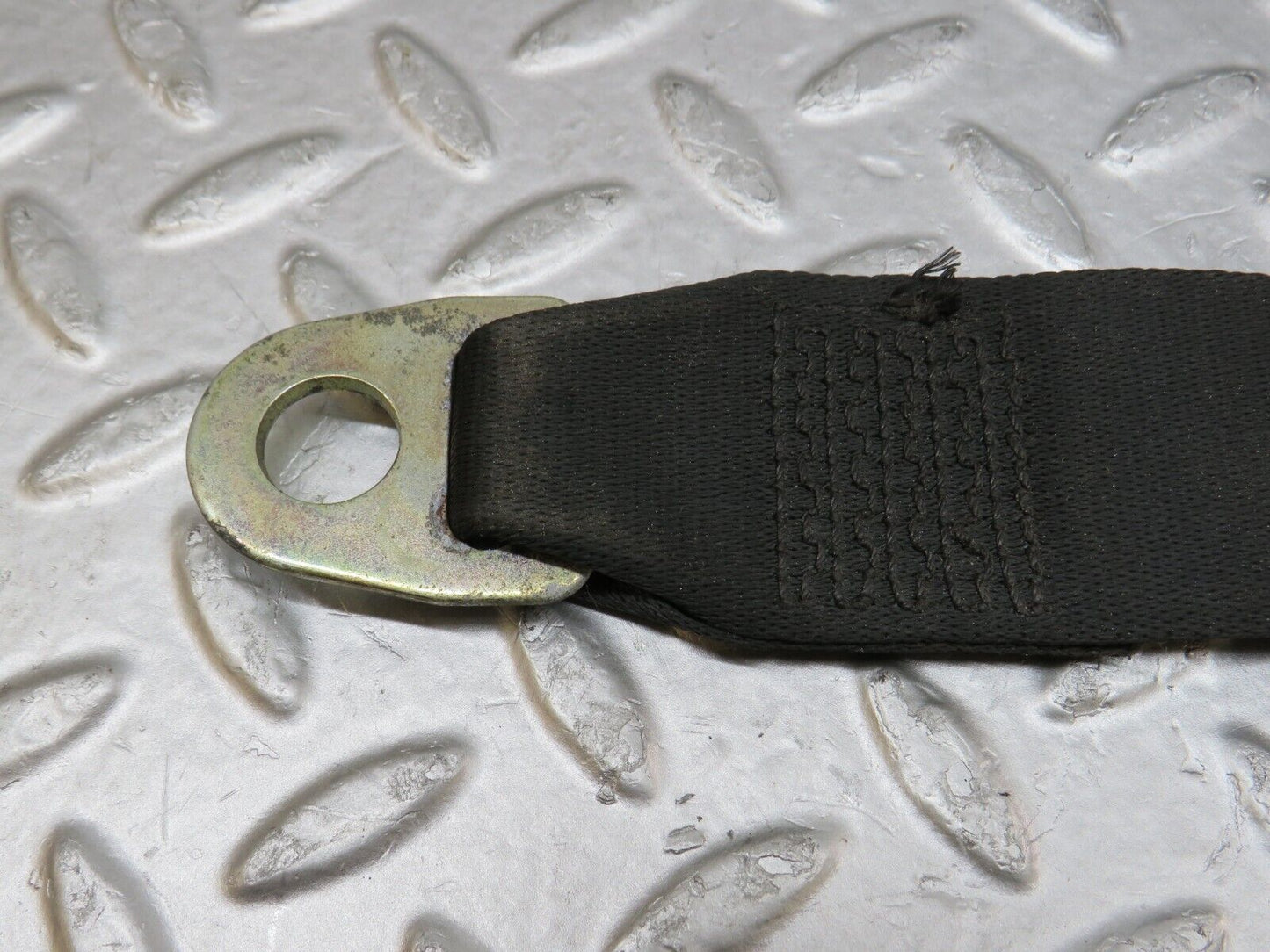 35875 Mercedes-Benz W108 Front Right Seat Belt & Buckle 116639489 123306589