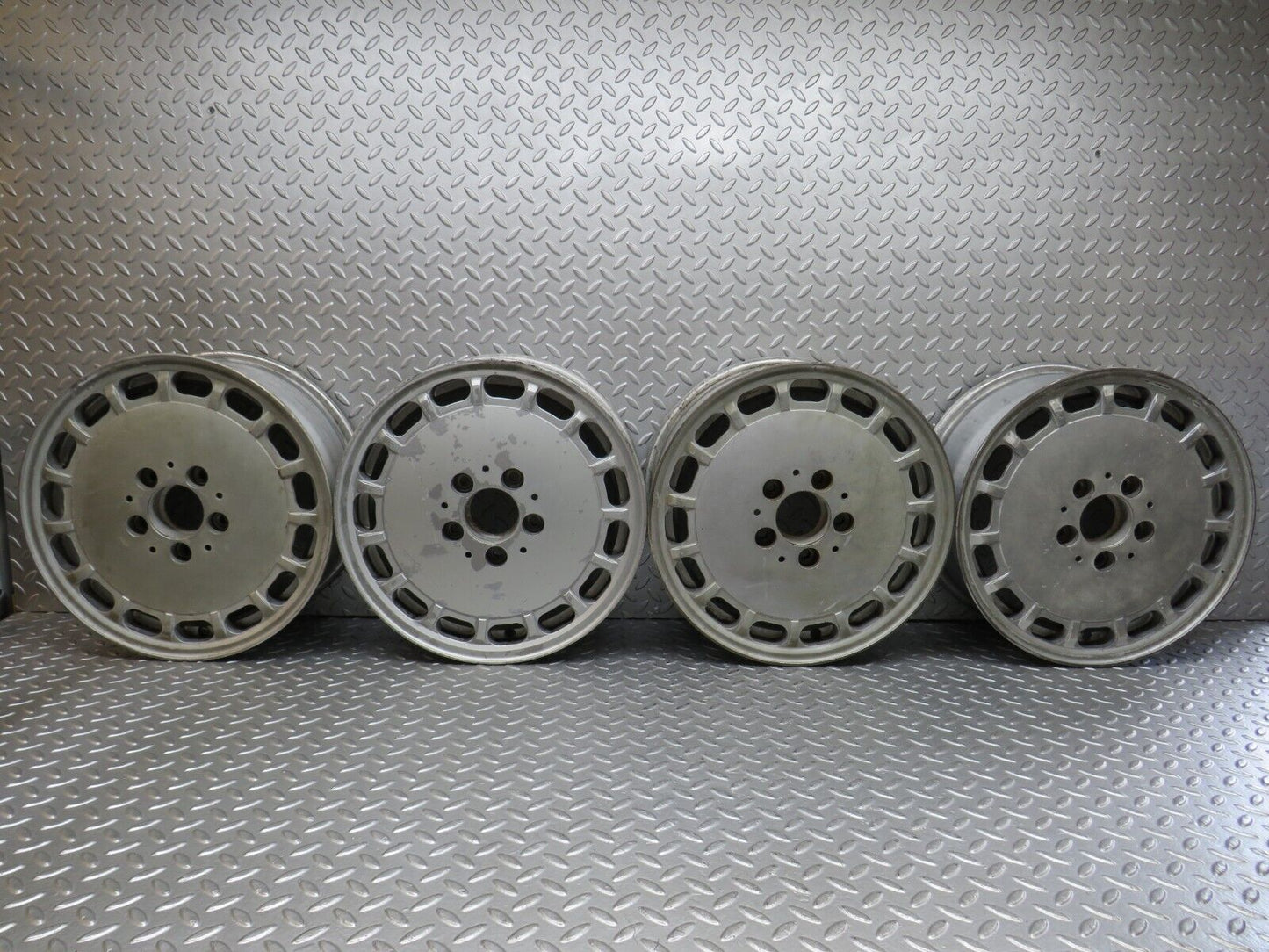36772 Mercedes-Benz Alloy Wheel Set 6.5Jx15H2 ET49 1244010802