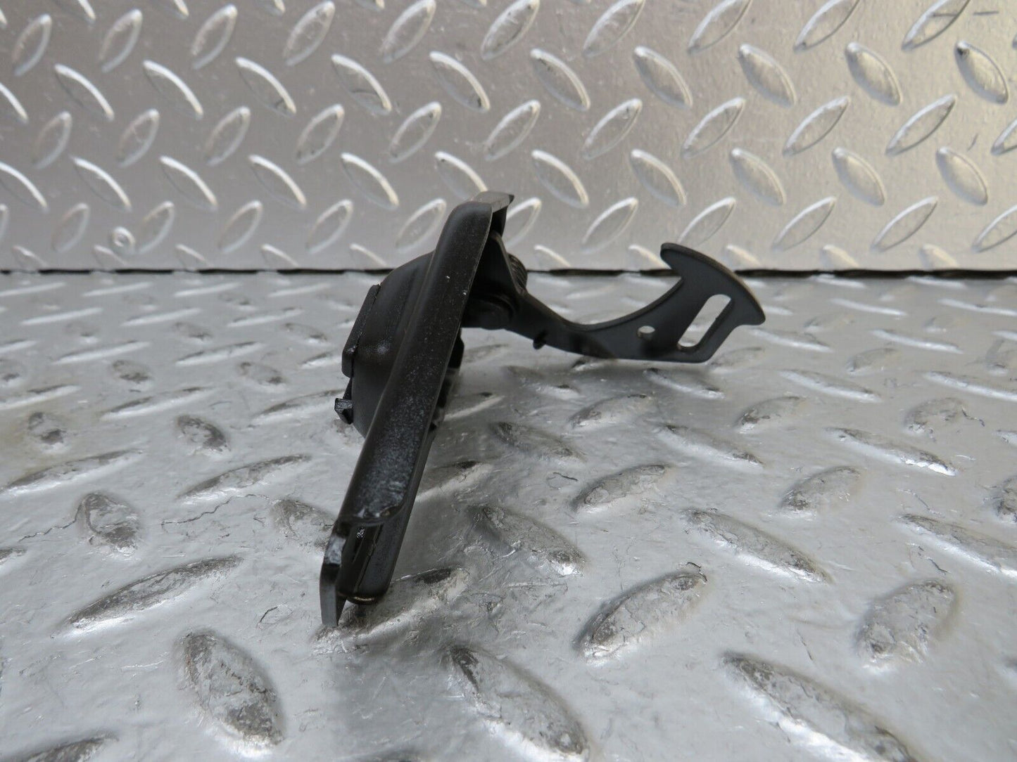 27692 Mercedes-Benz S124 300TE Wagon Bonnet Release Latch 1248800360