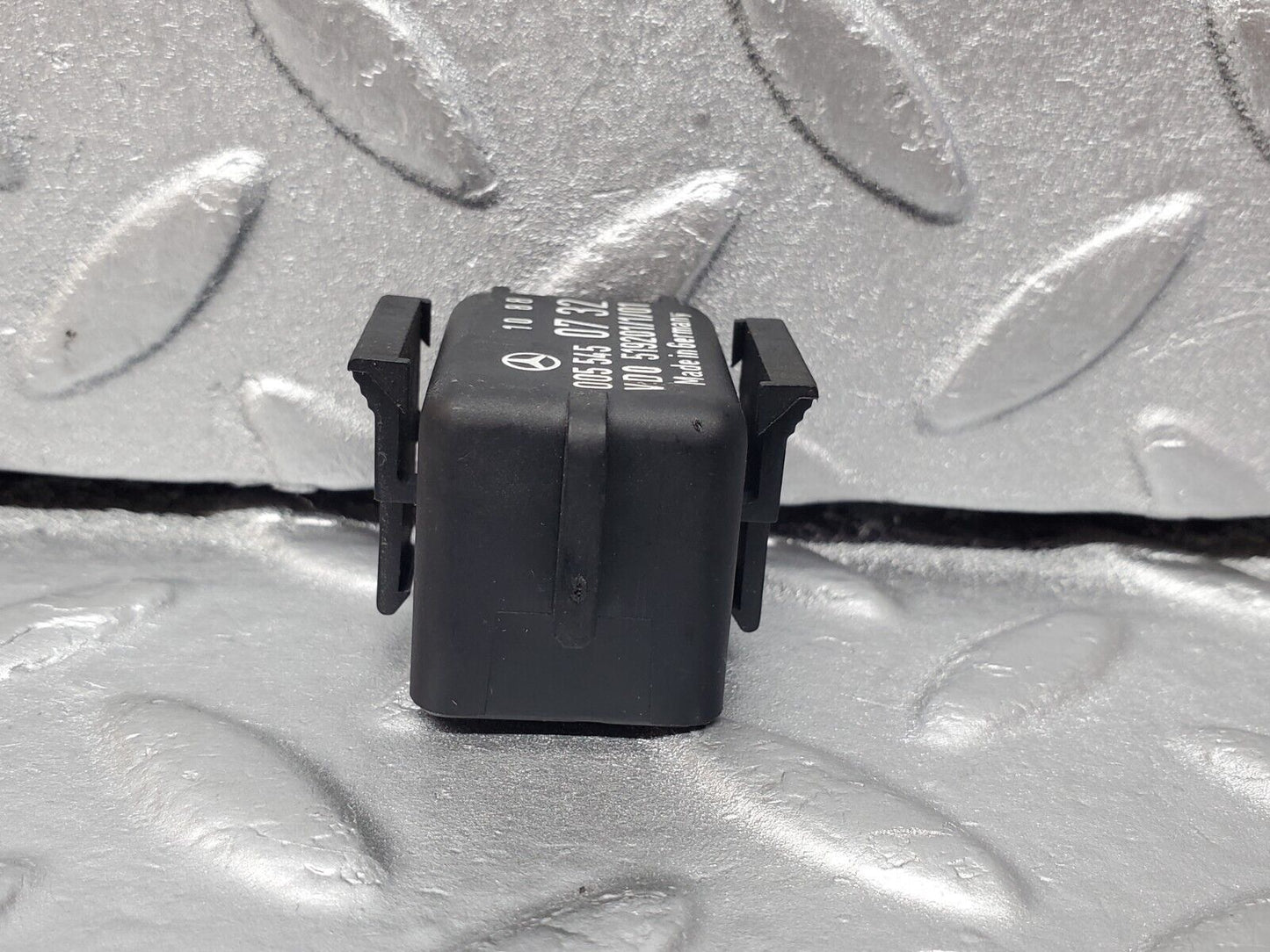 45669 Mercedes-Benz W126 420SE Cruise Control Unit Modul Relay 0055450732