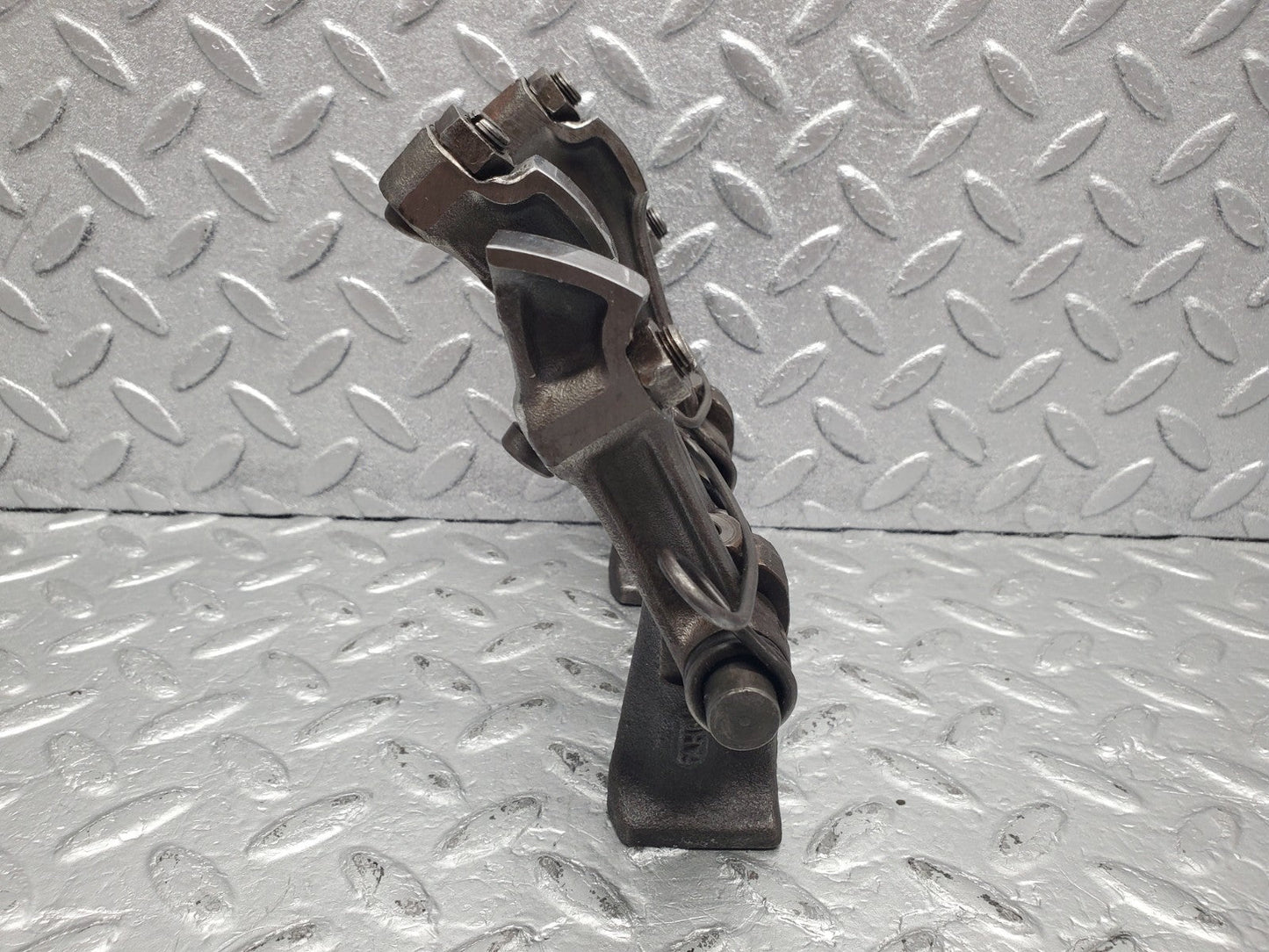 W112 rocker arm support with arm and shaft used OEM