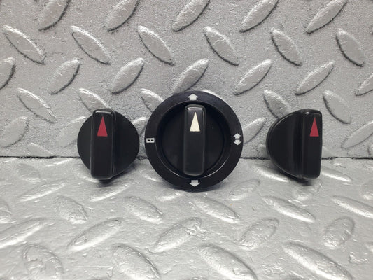 W201 Baby Benz heater control knob set used OEM