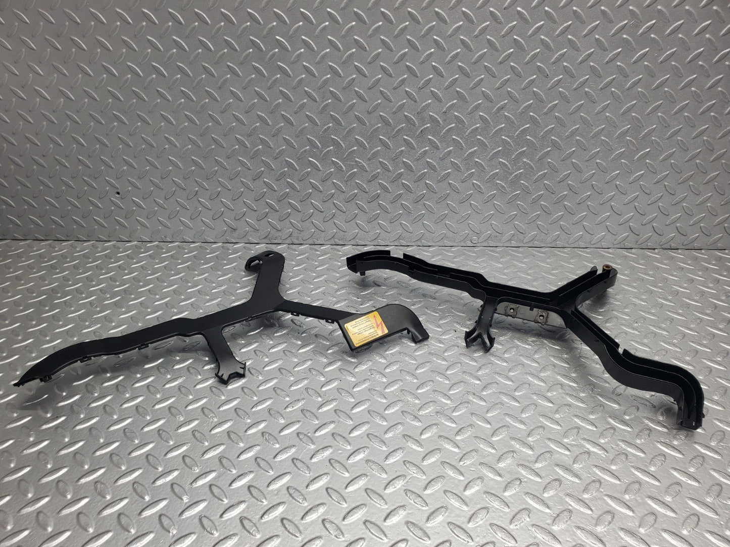 W124 Wagon engine wiring loom cable channel used OEM