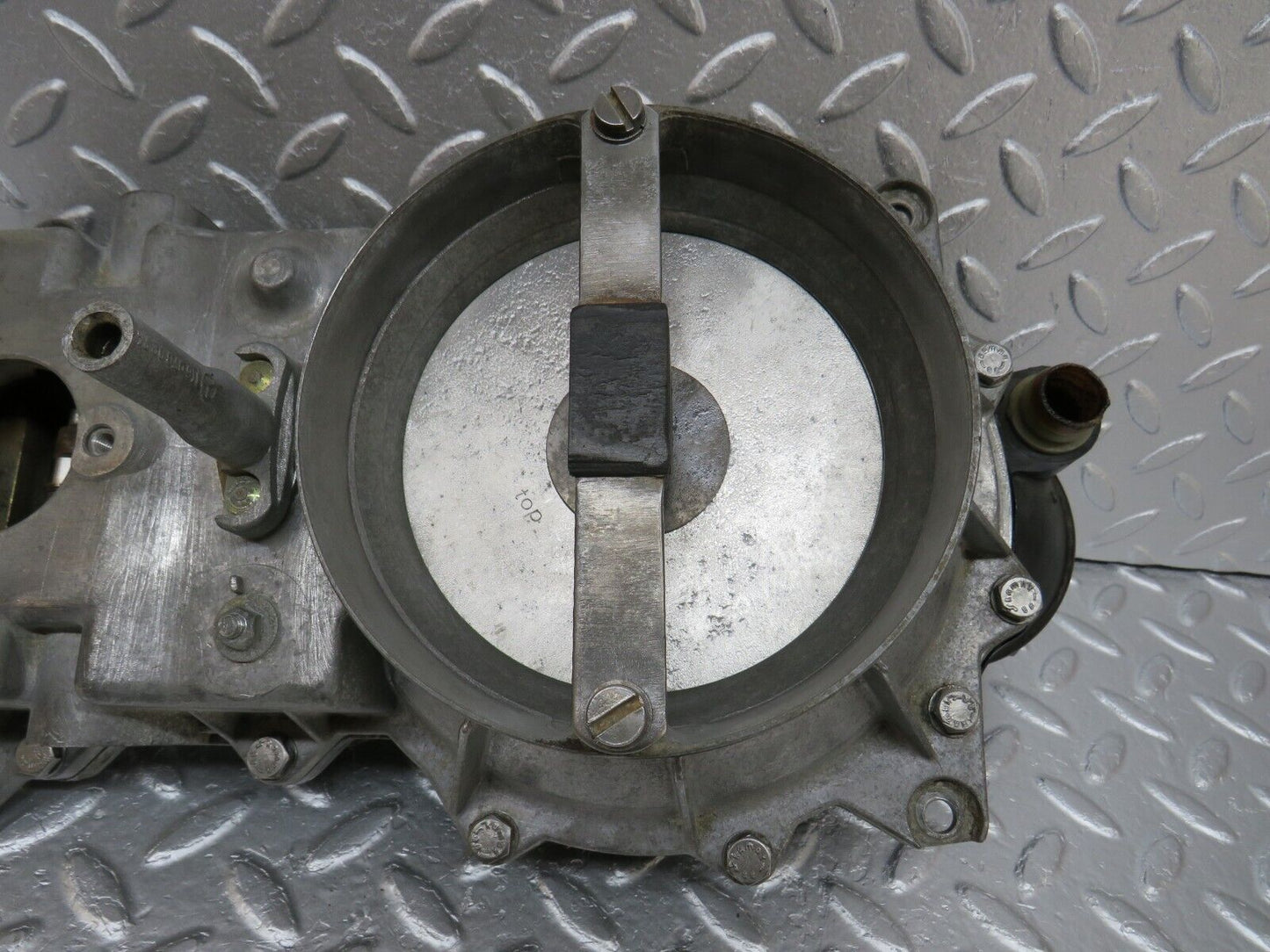 34614 Mercedes-Benz C126 380SEC Air Flow Mass Meter Sensor Bosch 1161400018