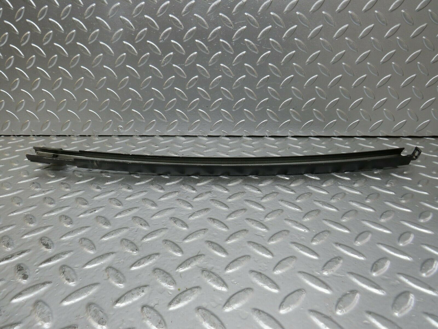 24248 Mercedes-Benz S124 220TE Wagon Rear Left Door Window Channel