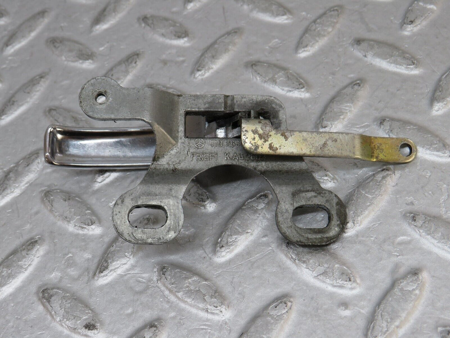 35690 Mercedes-Benz W108 Front Left Interior Door Handle 1157660319
