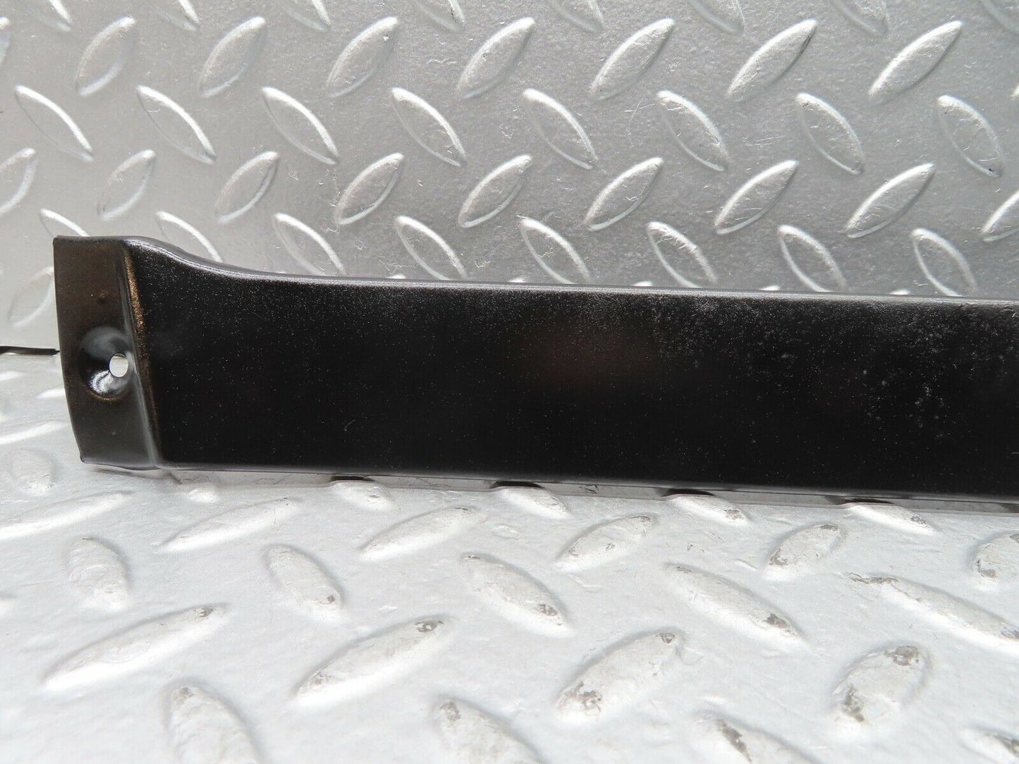 21681 Mercedes-Benz W126 300SE Right Headlight Lower Trim