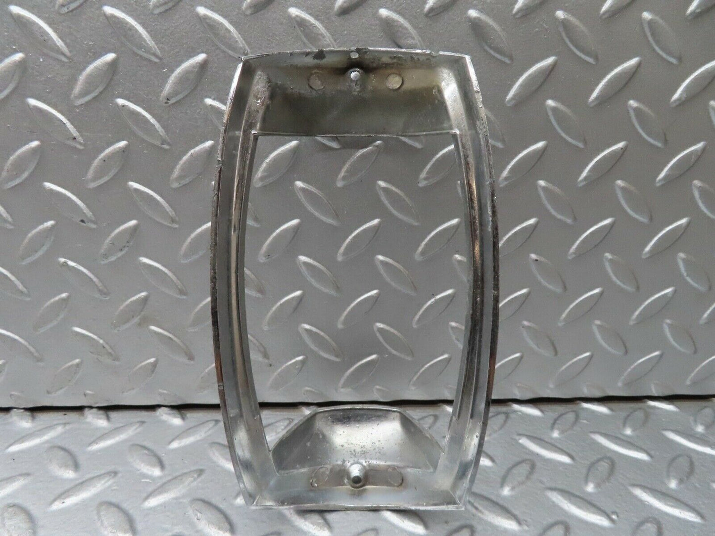 18664 Mercedes-Benz W120 W121 Ponton Tail Light Chrome Frame
