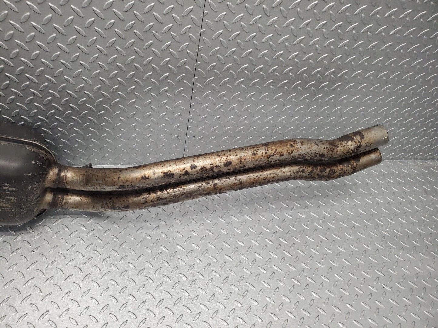 46062 Mercedes-Benz W126 420SE Exhaust Rear Silencer 1264913701