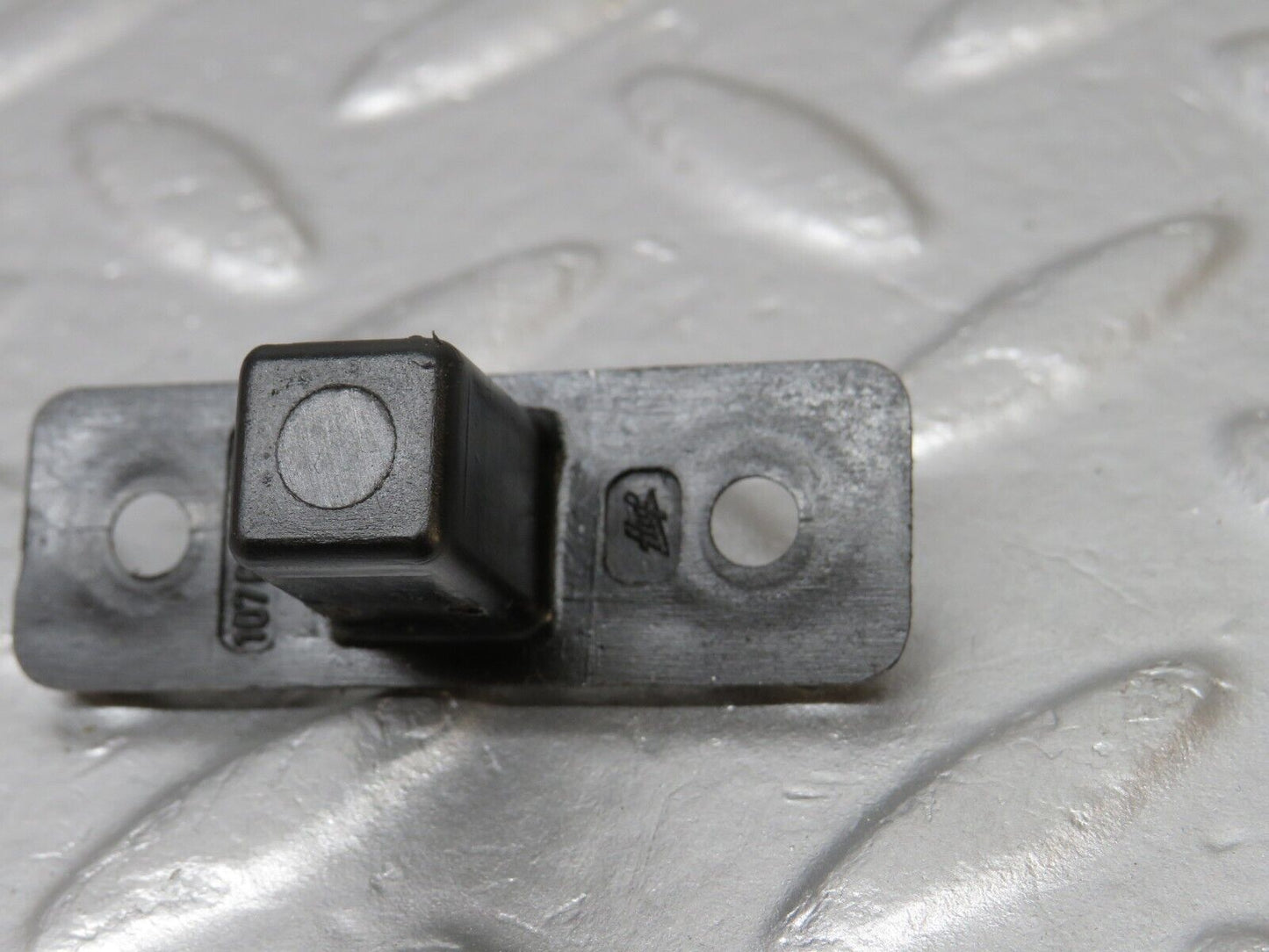 39837 Mercedes-Benz R107 350SL Glove Box Lock 1076890025