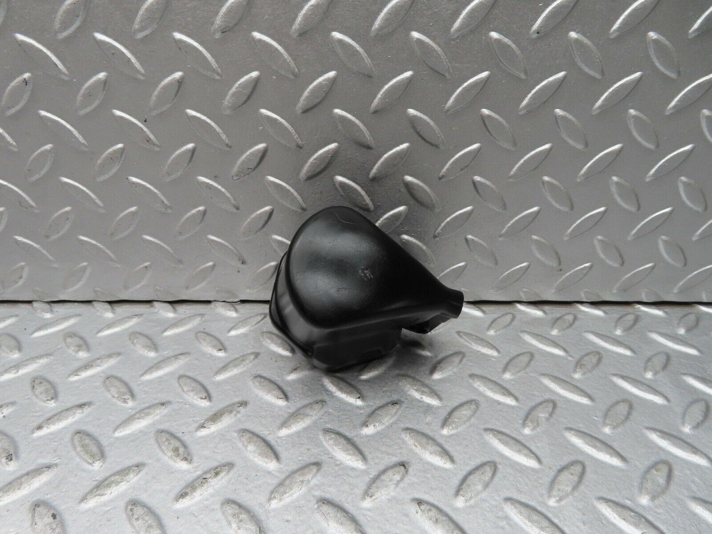17128 Mercedes-Benz R129 300SL Coupe Ignition Coil Cover Cap 0001582285