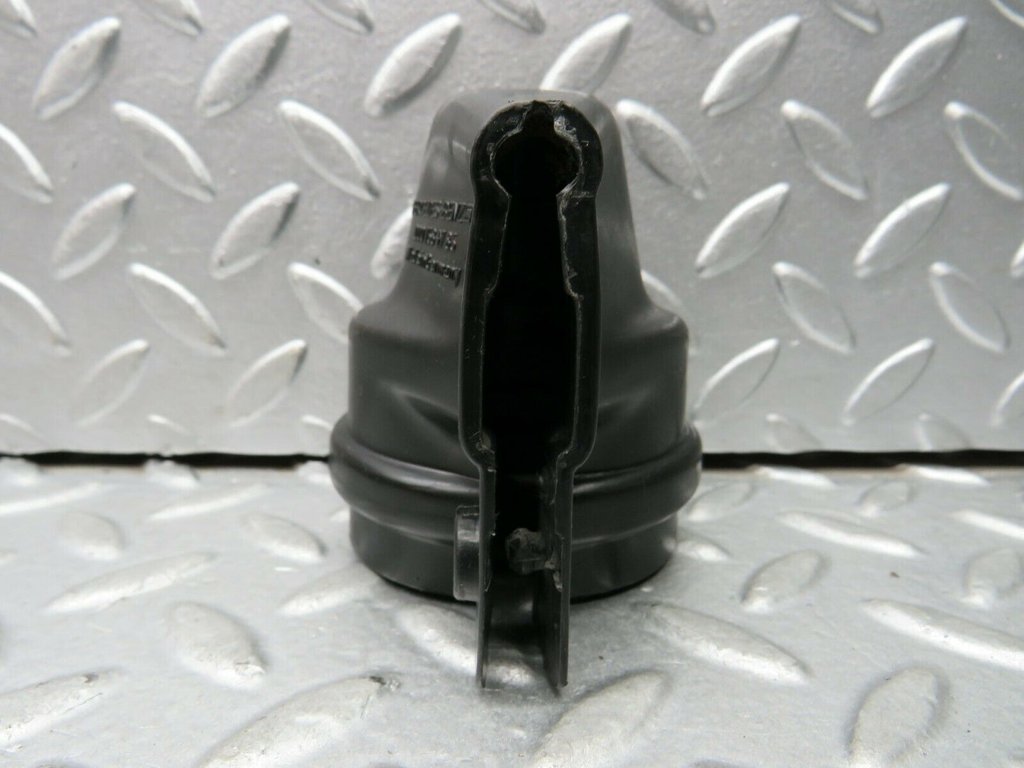 22225 Mercedes-Benz S123 280TE Wagon Ignition Coil Protective Cap 0001581785