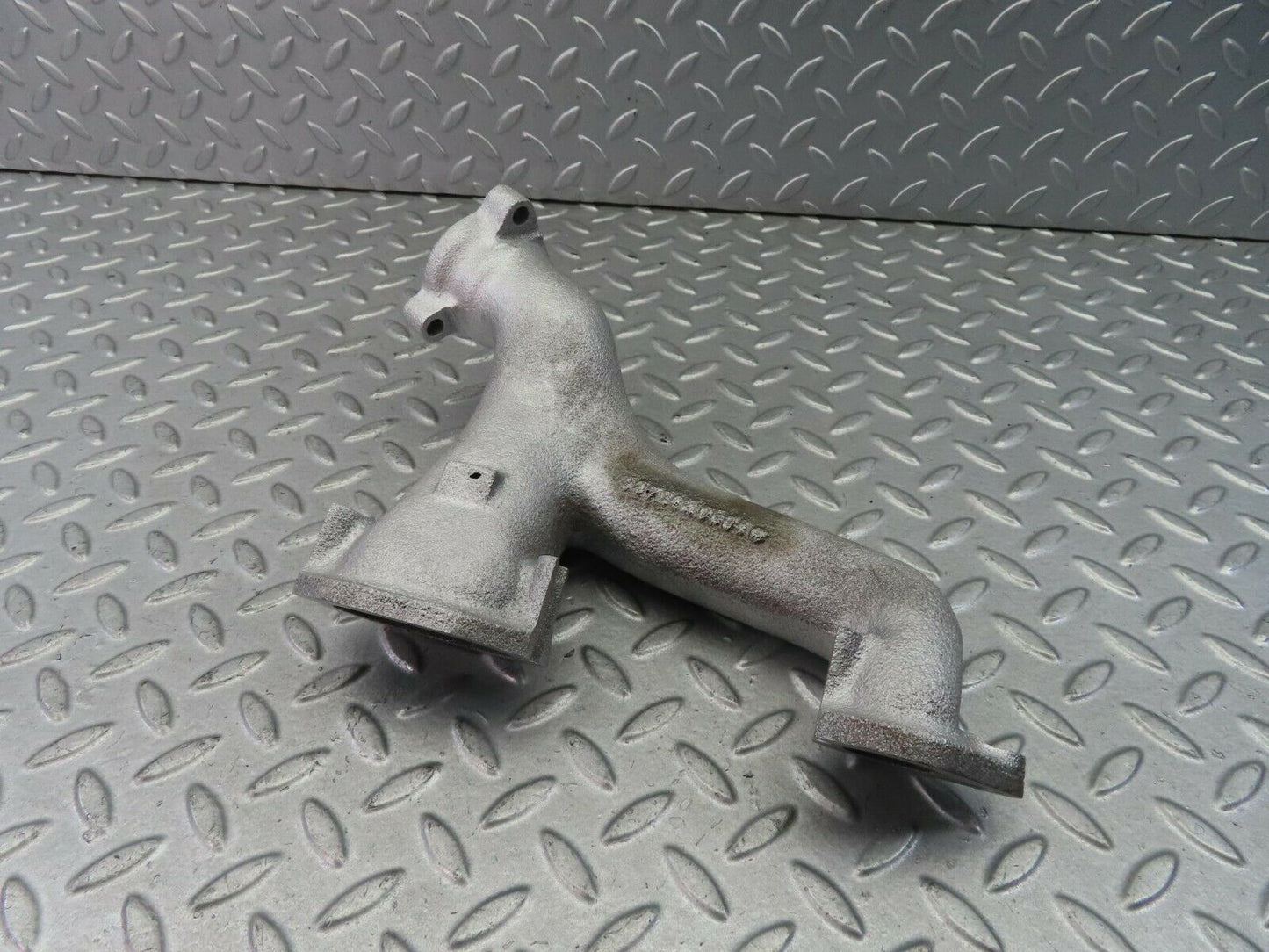 8562 Mercedes-Benz W111 Exhaust Manifold 1271420504