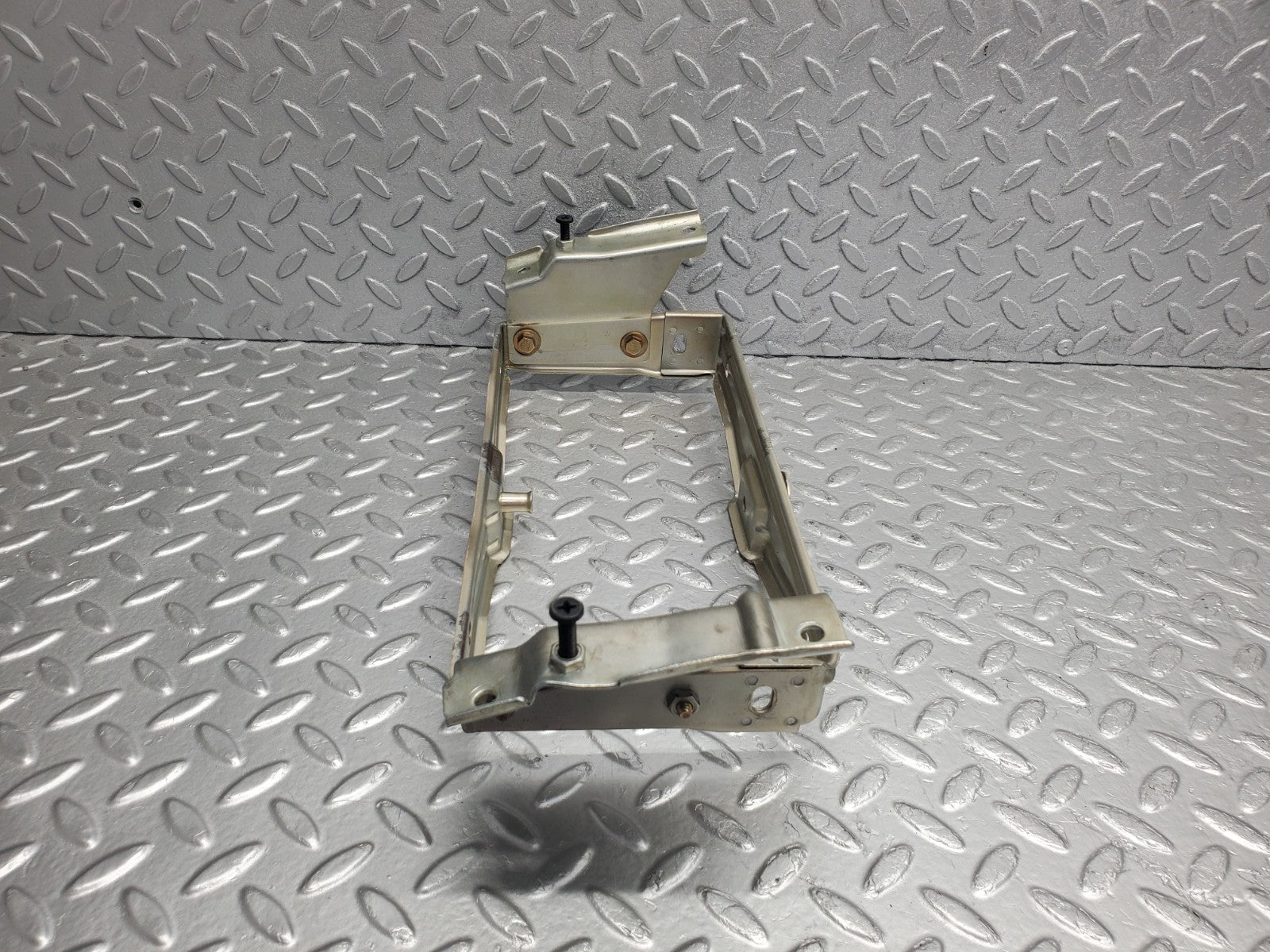 W124 Wagon dash airbag support bracket used OEM