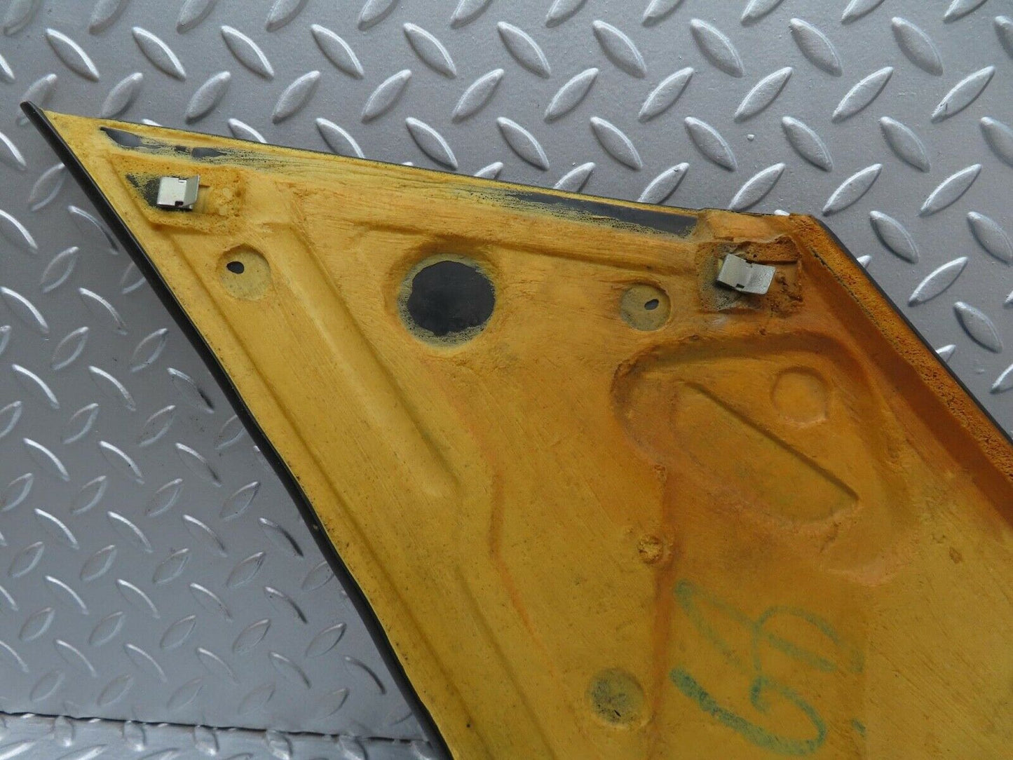 14195 Mercedes-Benz W116 350SE C Pillar Cover Left Side Black