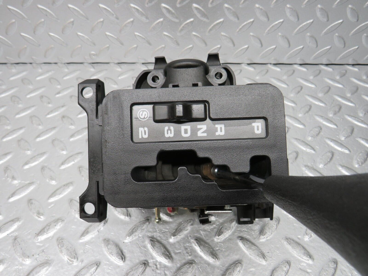 31673 Mercedes-Benz W201 190LE 1.8L Automatic Gear Selector 1292670637