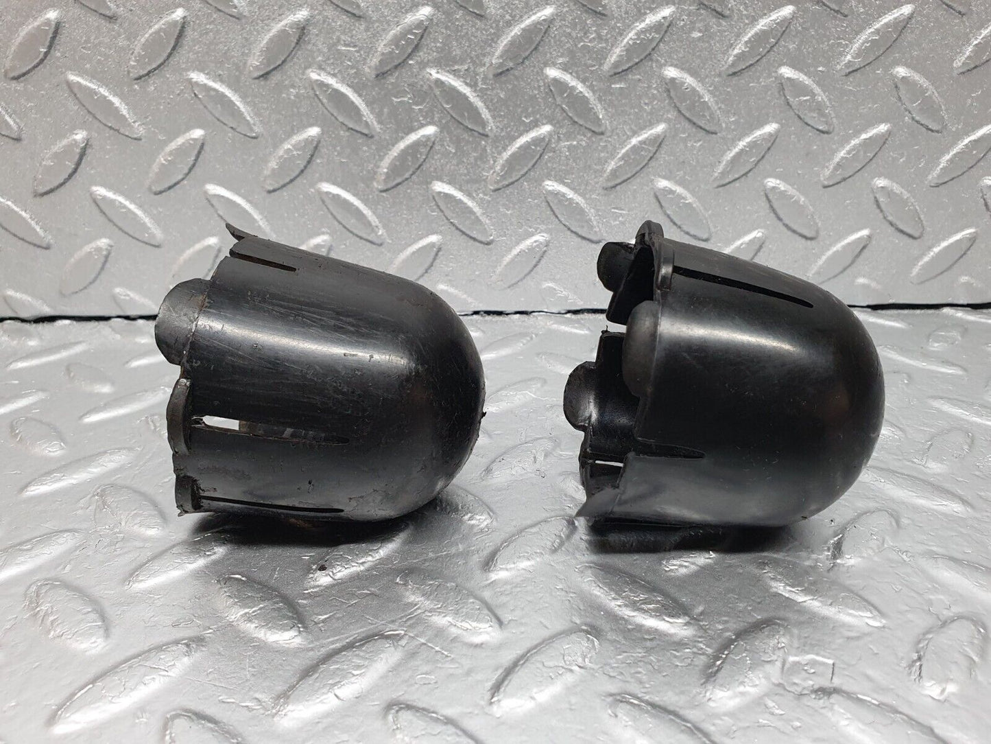 43092 Mercedes-Benz W108 280SE Rear Shock Absorber Top Plastic Cap 2X