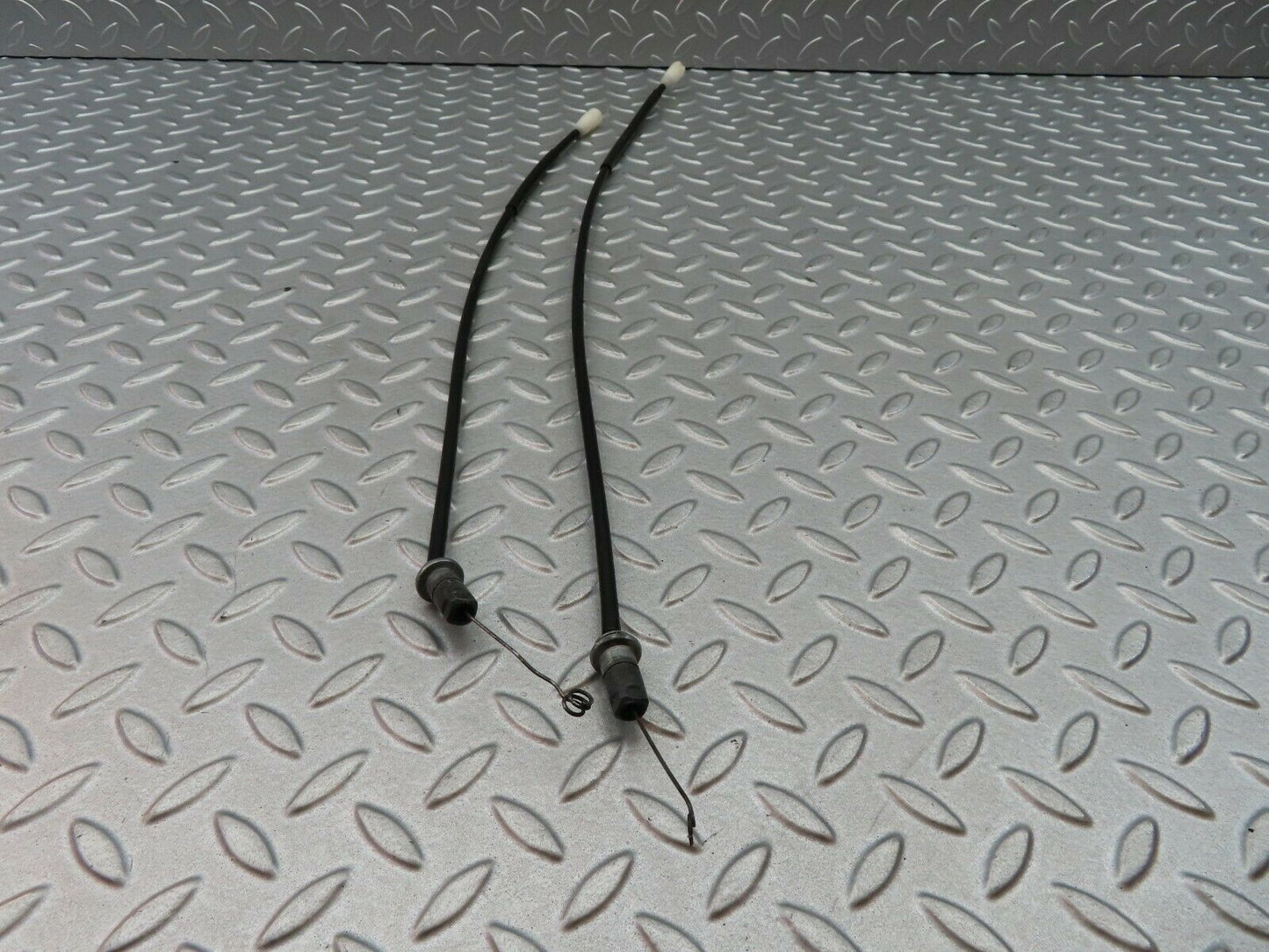 5874 Mercedes-Benz W123 200 Heater Control Cable Pair