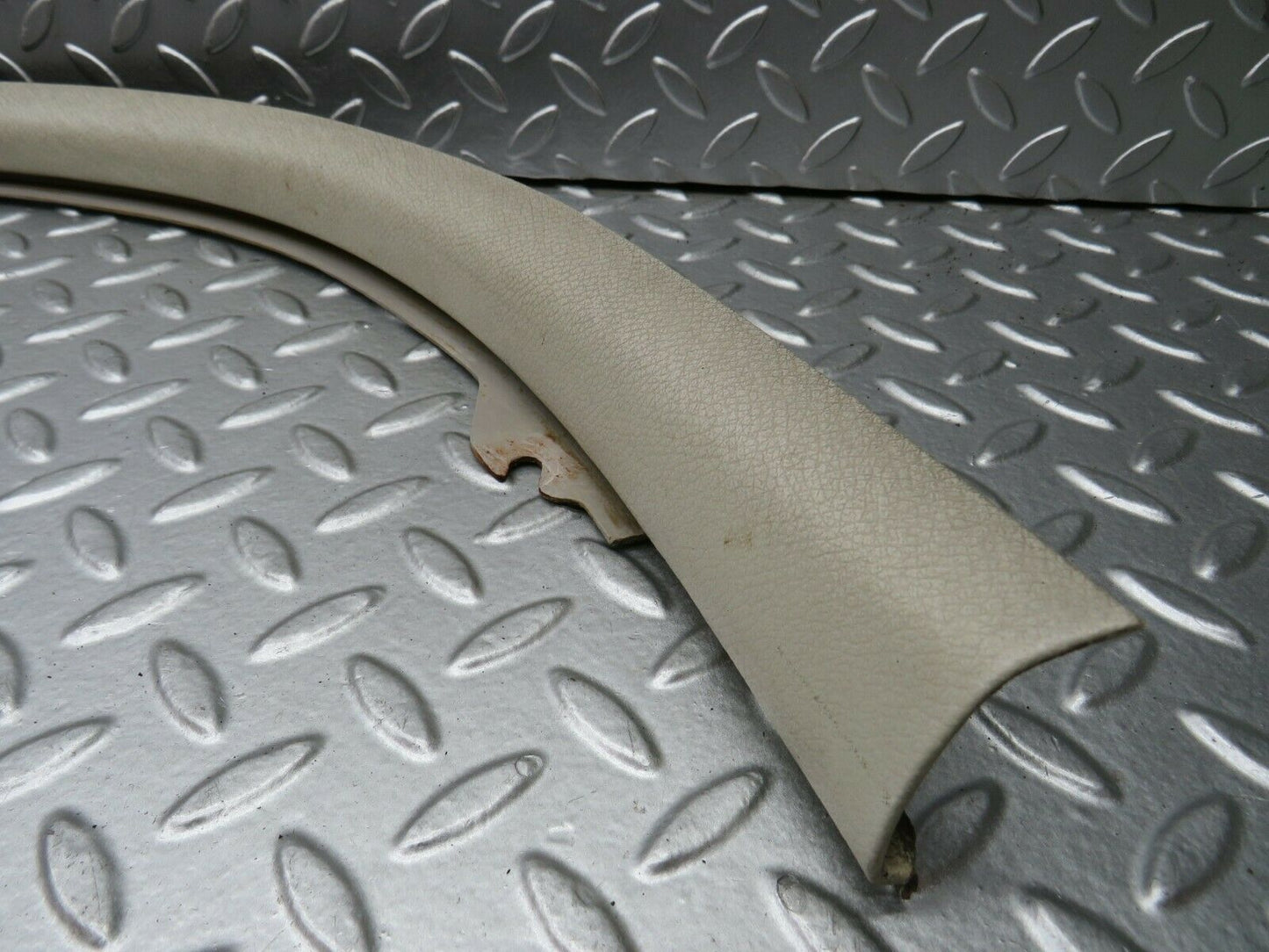 22705 Mercedes-Benz C107 450SLC Coupe Rear Windscreen Inner Trim