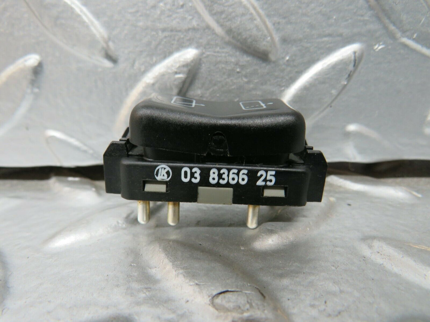 24292 Mercedes-Benz S124 220TE Wagon Windscreen Wiper Switch 1248210151
