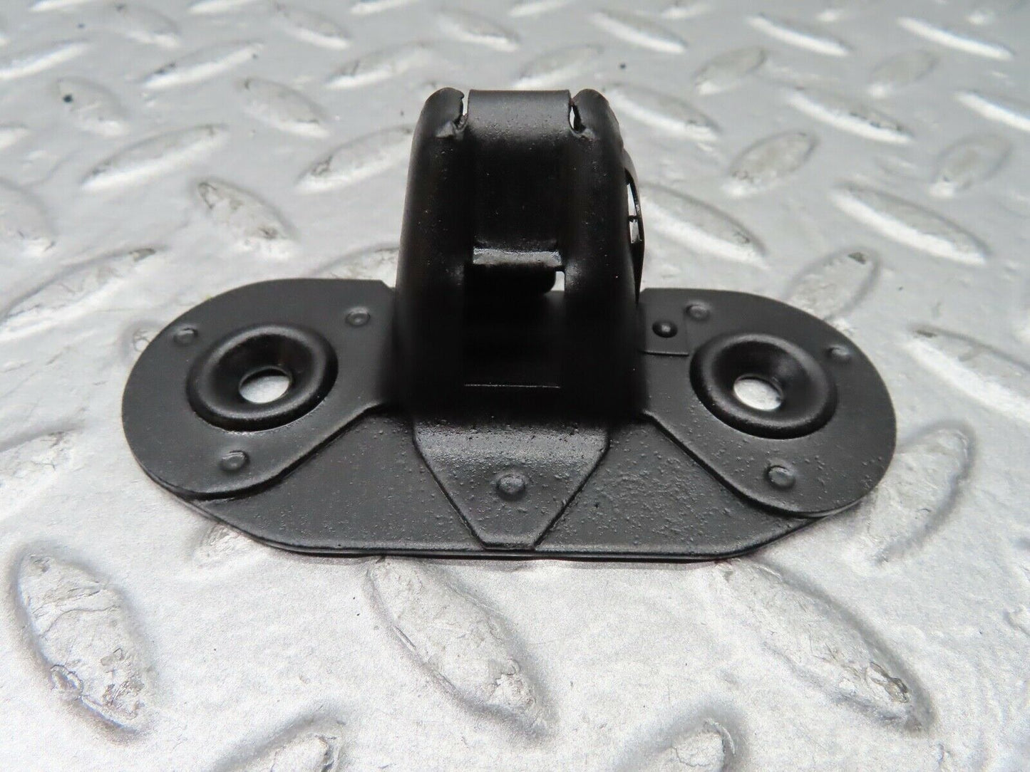 20299 Mercedes-Benz W114 280CE Coupe Trunk Lock Latch