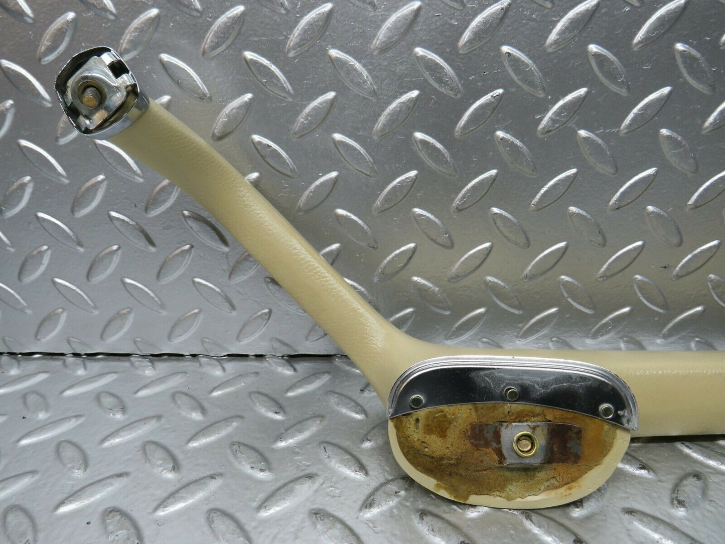 23441 Mercedes-Benz W114 280E Rear Left Interior Door Handle Cream