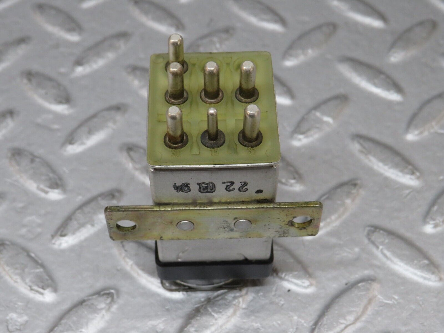 36183 Mercedes-Benz W126 420SE Overload Relay 2015403245