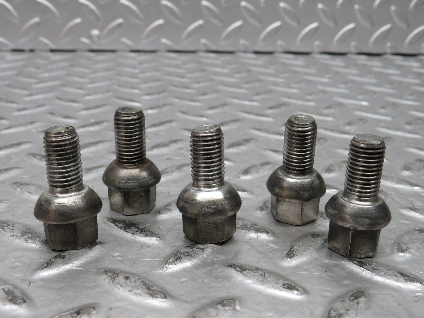 28540 Mercedes-Benz 5x Steel Wheel Lug Bolt M12x1.5