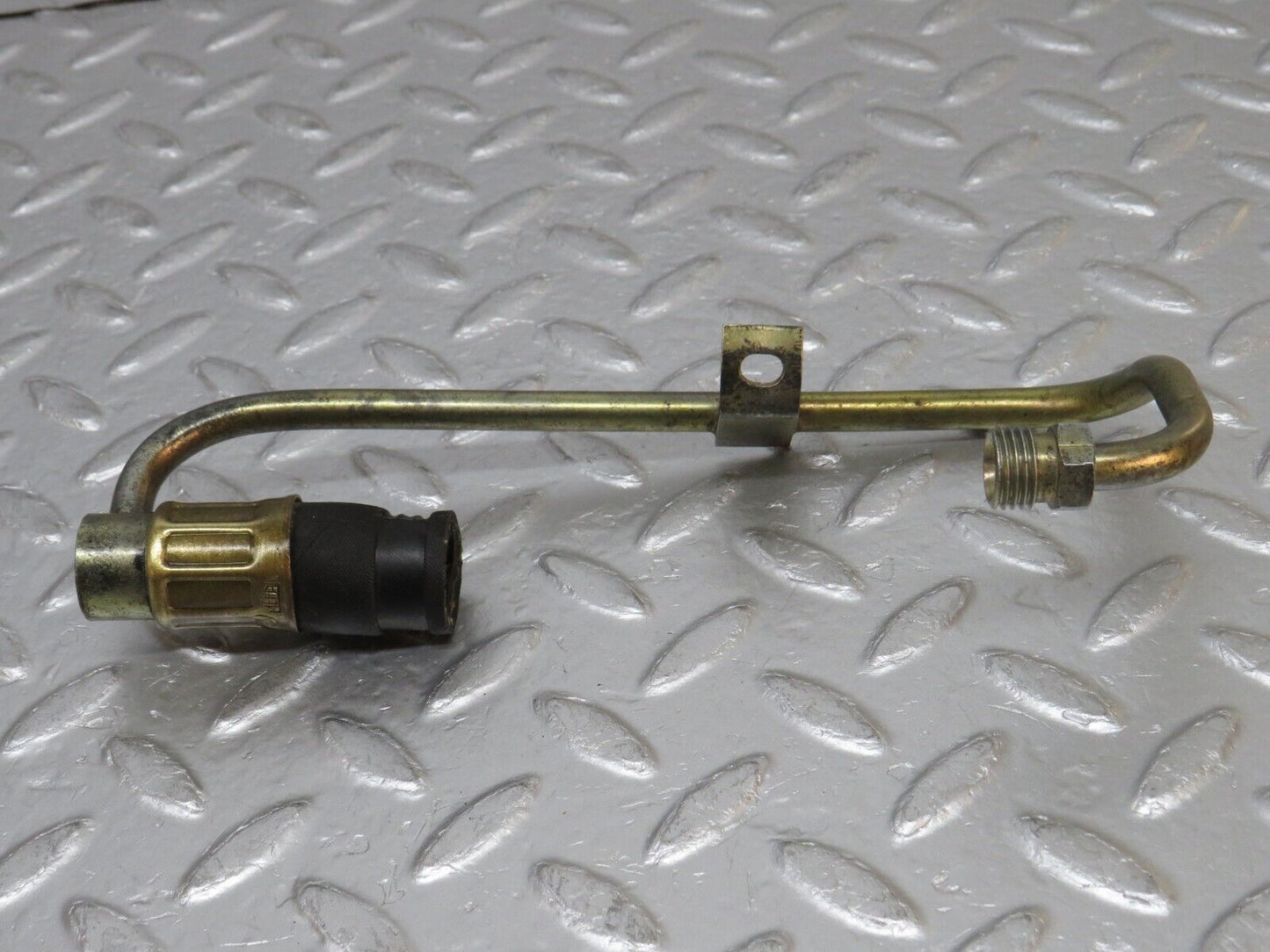 32420 Mercedes-Benz S124 300TE Wagon Fuel Hose Pipe