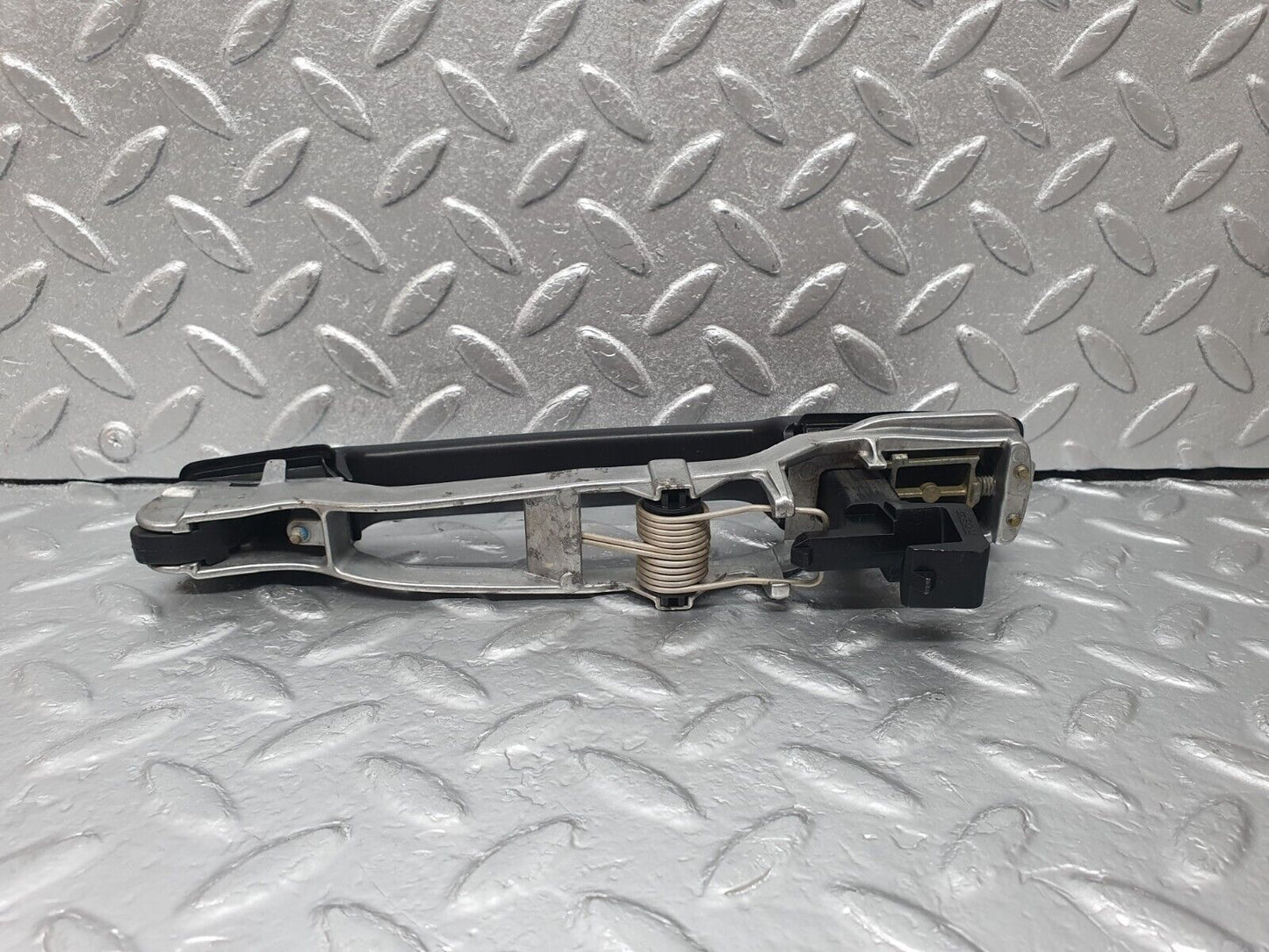 42781 Mercedes-Benz W201 190 2.0L Rear Left Door Exterior Handle