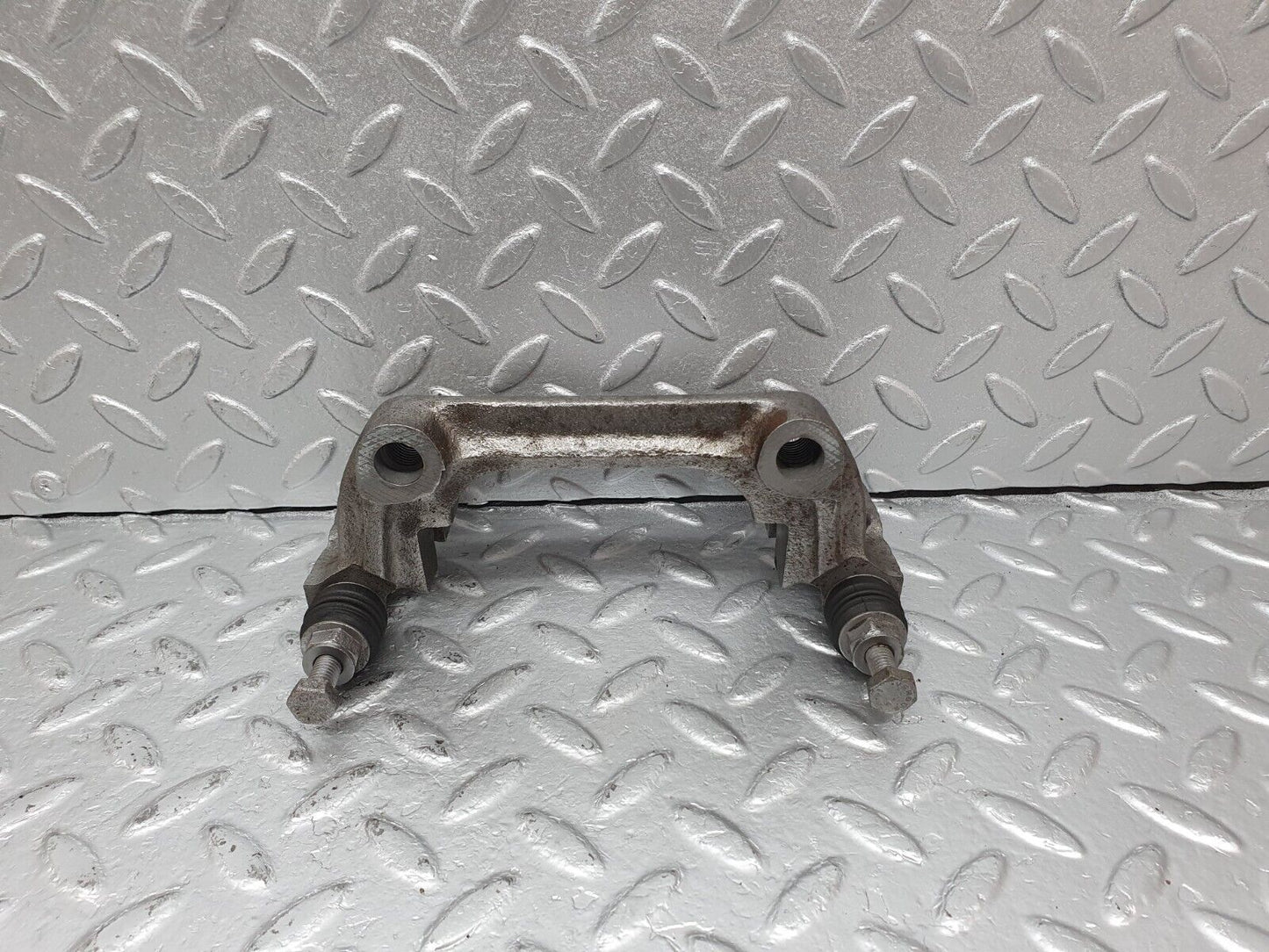 41611 Mercedes-Benz W124 200E Front Right Brake Caliper Bracket