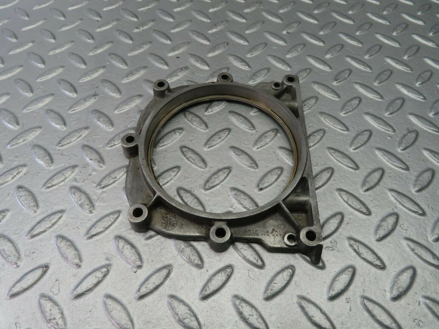 10060 Mercedes-Benz C123 230CE Coupe Crankshaft Lid Cover Rear 1020110108