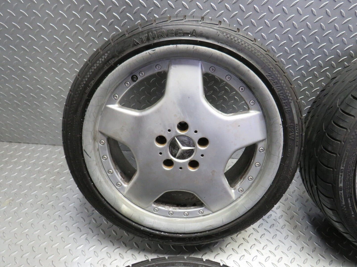 38667 Mercedes-Benz R129 Alloy Wheel Set 18x8J ET35
