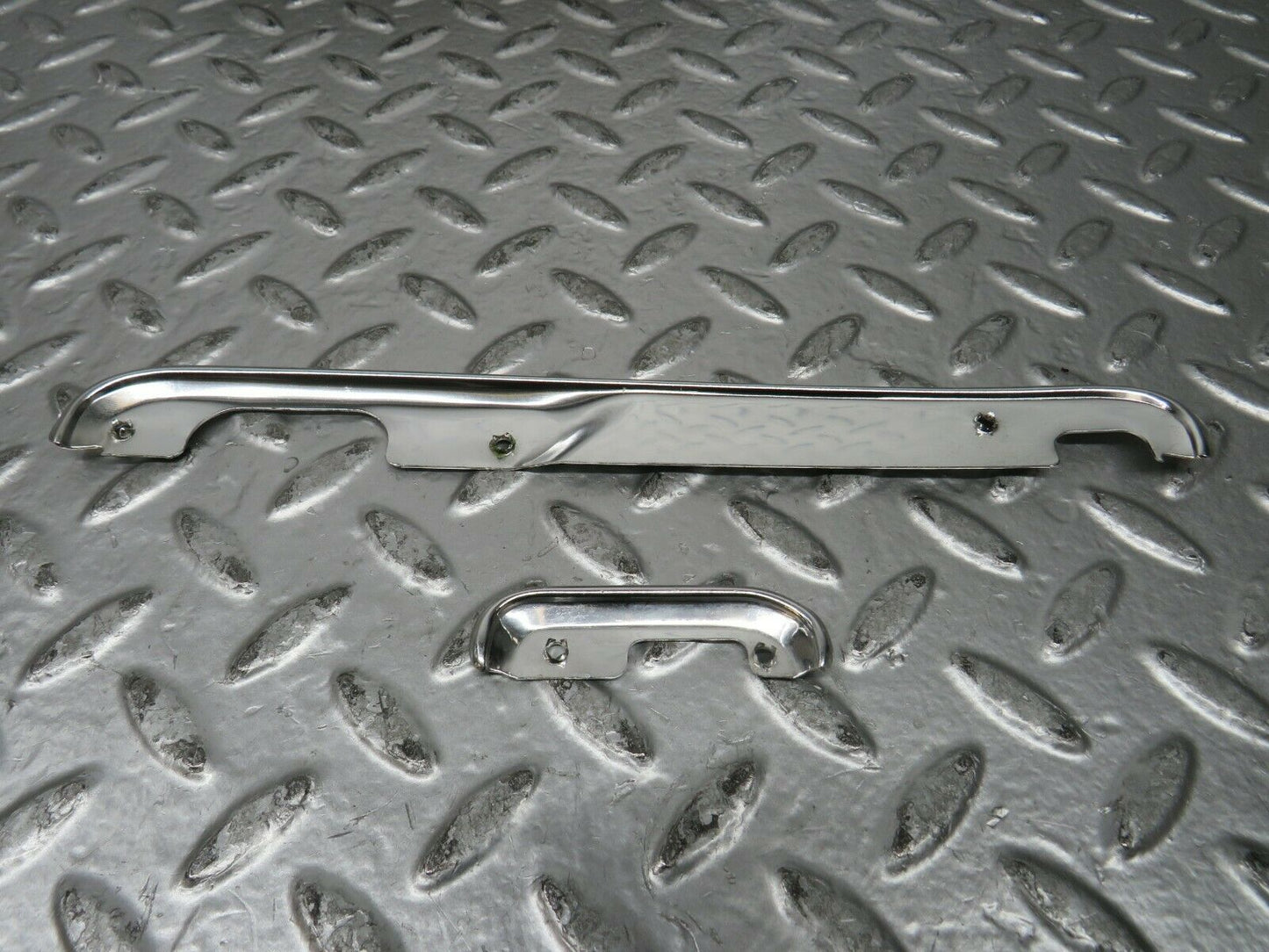 23183 Mercedes-Benz W116 350SE Front Right Interior Door Handle Blue