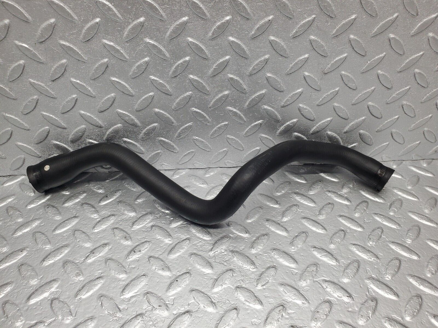 46907 Mercedes-Benz R129 320SL Coupe Radiator Lower Hose Pipe 1295012582