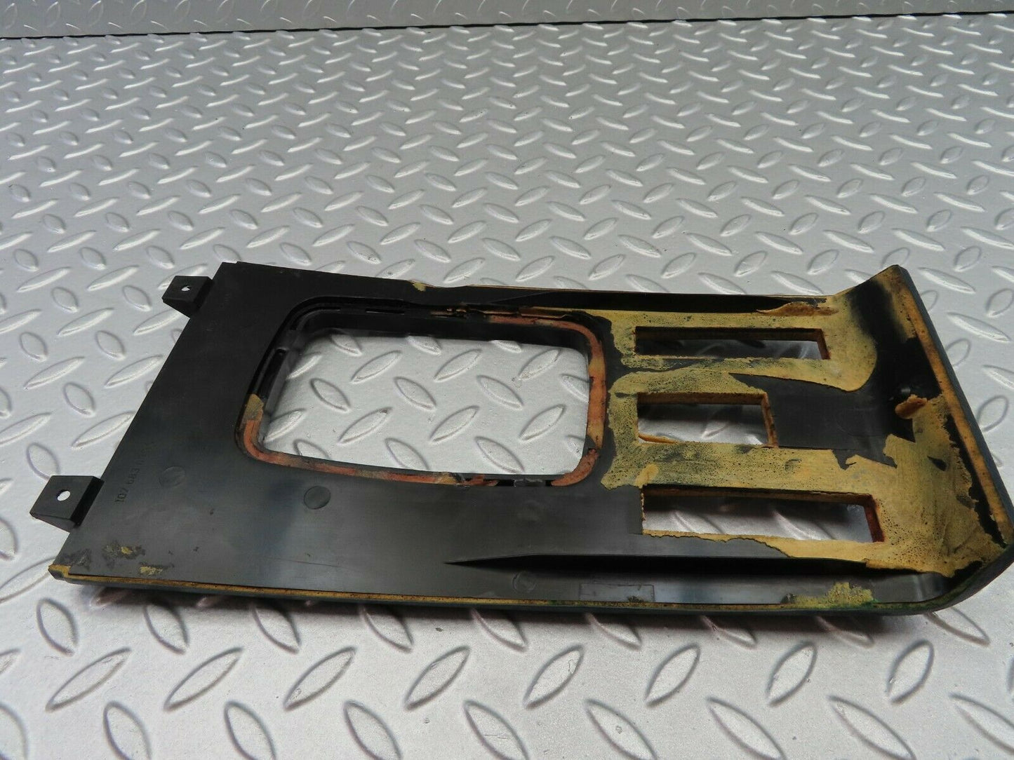 6862 Mercedes-Benz C107 350SLC Coupe Centre Console Shifter Cover Trim 1076830036