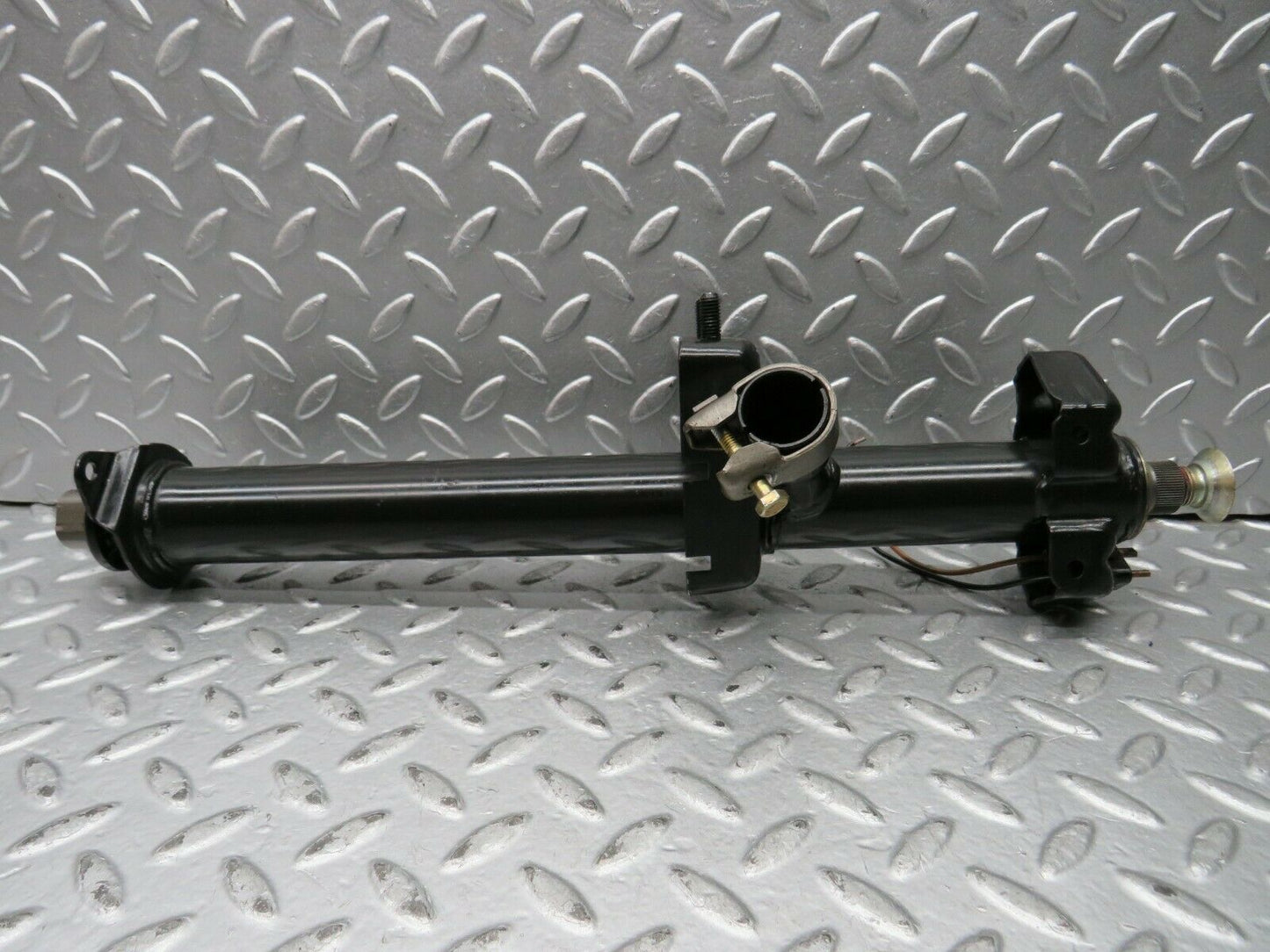 22070 Mercedes-Benz S123 280TE Wagon Steering Column
