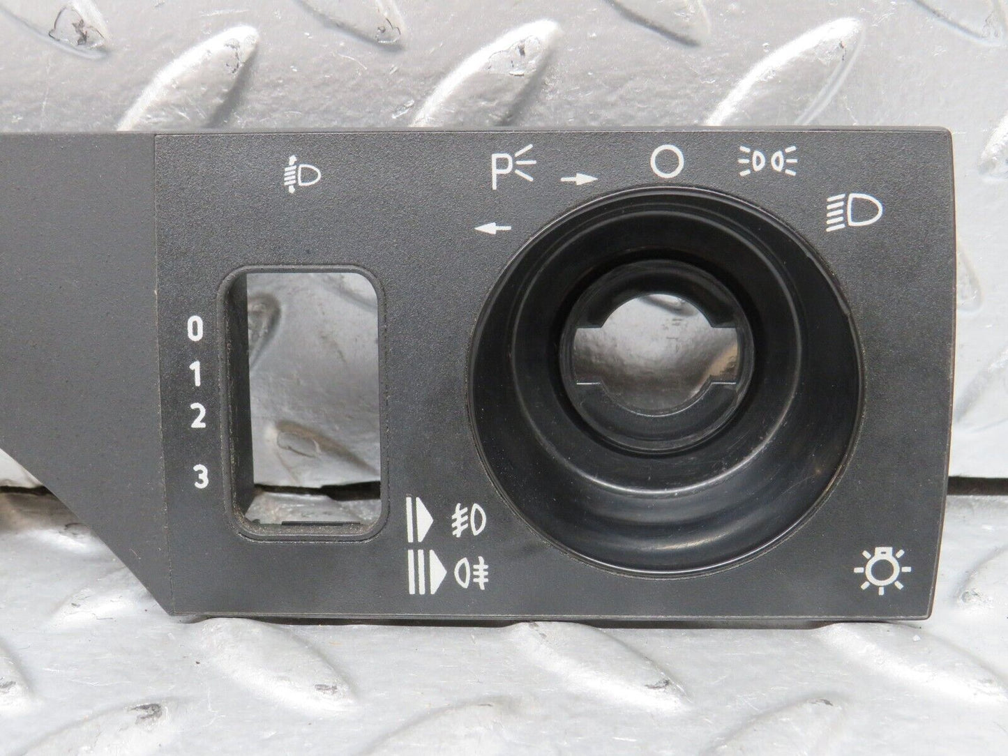 27587 Mercedes-Benz S124 300TE Wagon Headlight Switch Cover Trim Surround