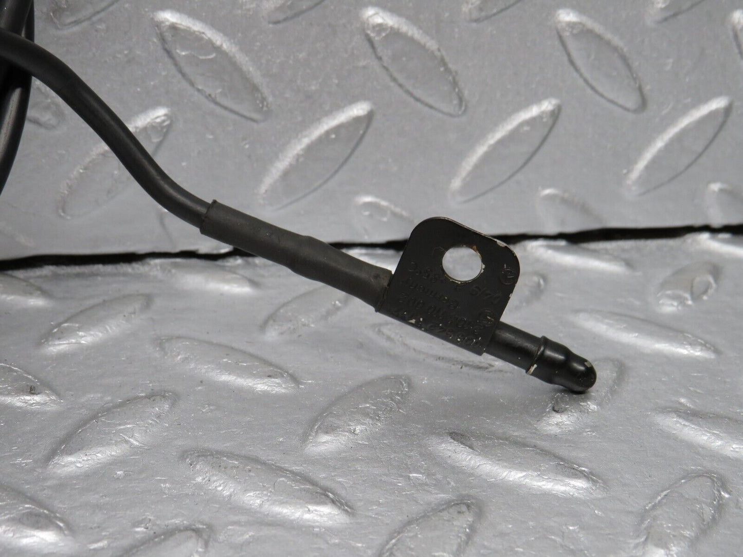 38030 Mercedes-Benz A124 320E Cabriolet Temperature Sensor 0085423117