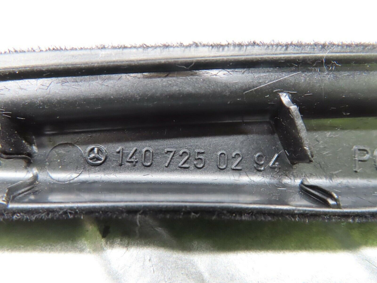 14888 Mercedes-Benz W140 S320 Front Door Window Trim Pair 1407250194