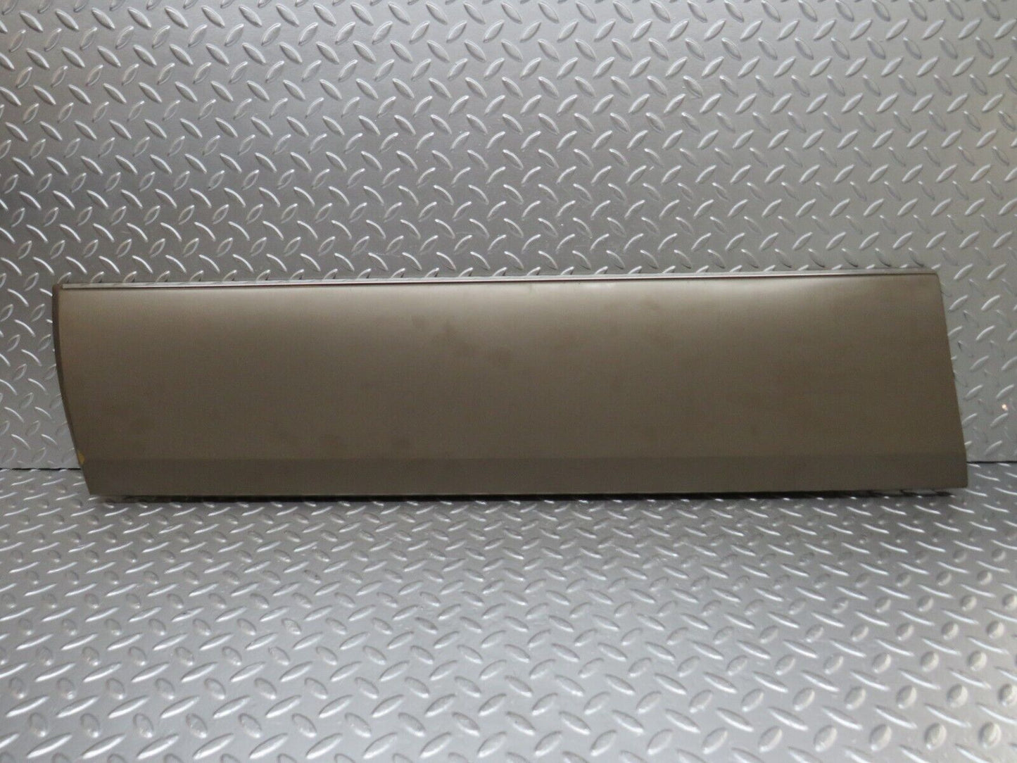 29254 Mercedes-Benz W124 230E Front Left Door Lower Moulding Trim 1246901540