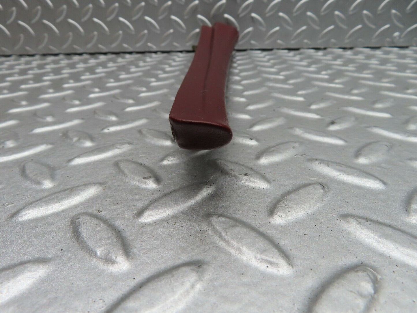 21421 Mercedes-Benz W126 300SE Front Right Door Interior Trim Burgundy Red
